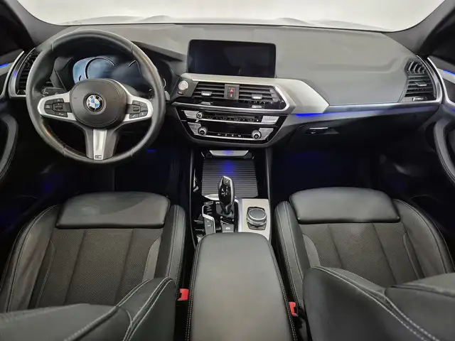 BMW X3 view 9