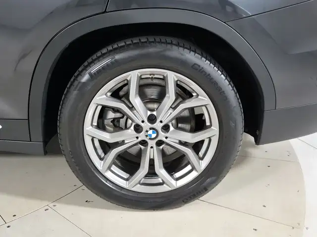 BMW X3 view 15