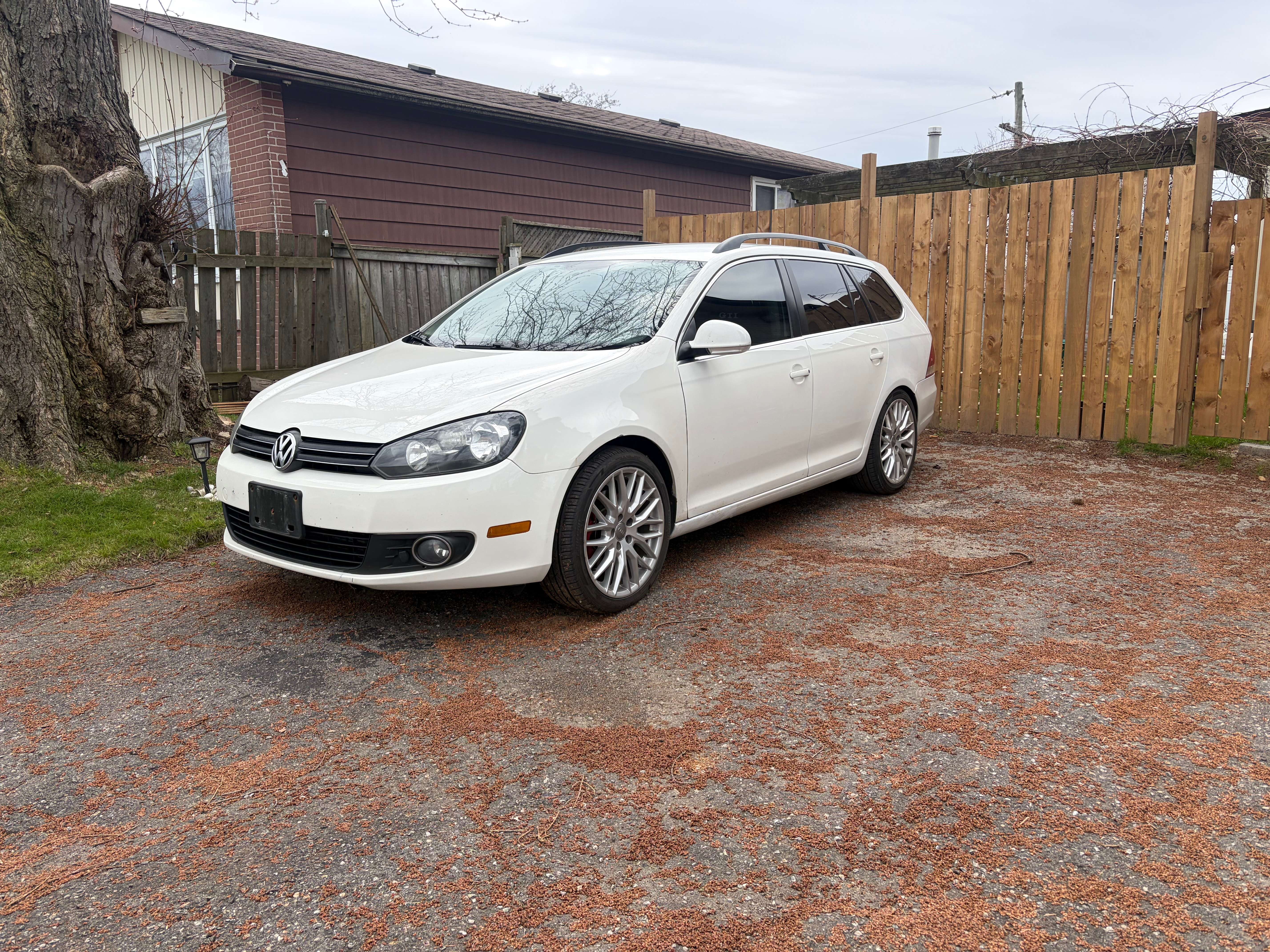 2012 Volkswagen Golf Highline