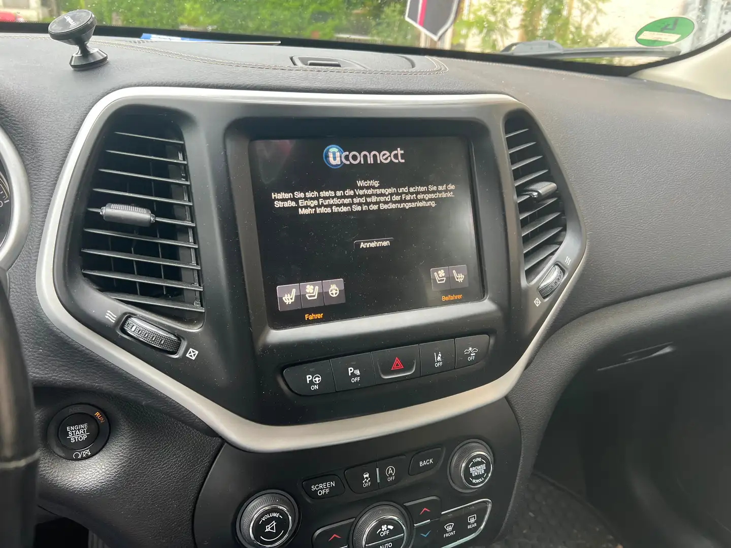 Jeep Cherokee Cherokee 2.0 Multijet Active Drive II Automatik Li Noir - 1