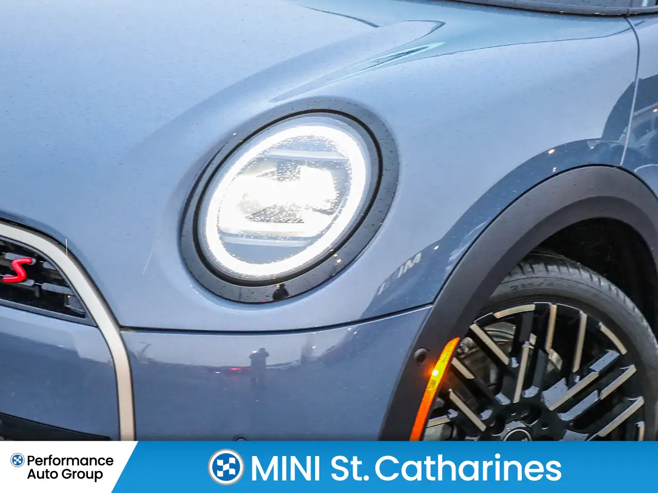 MINI Convertible снимка MINI Convertible