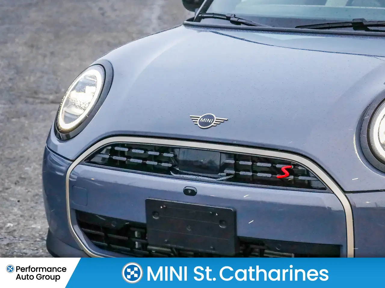 MINI Convertible снимка MINI Convertible