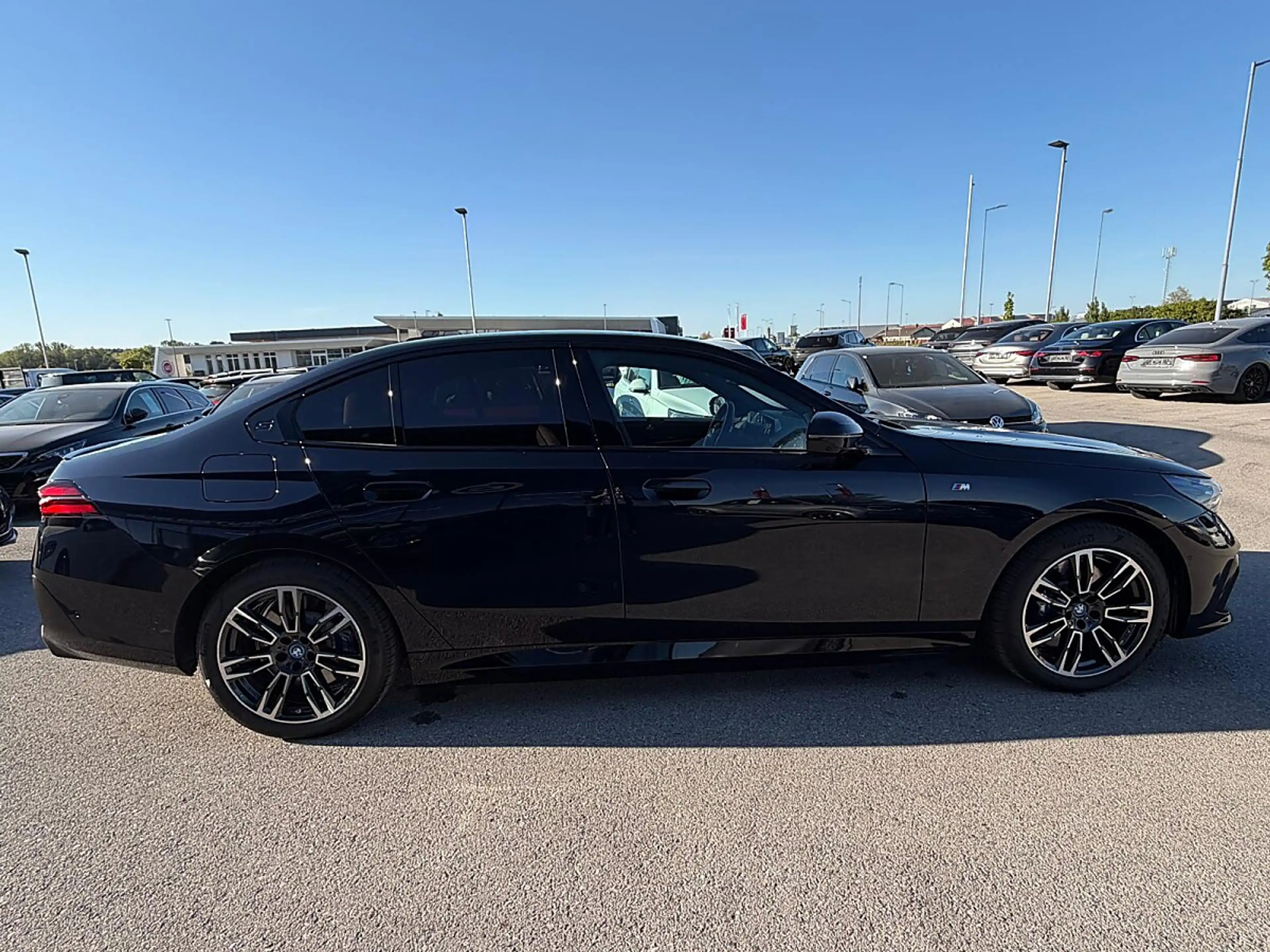 BMW 550 e M-Sport xDrive Aut. — photo 5