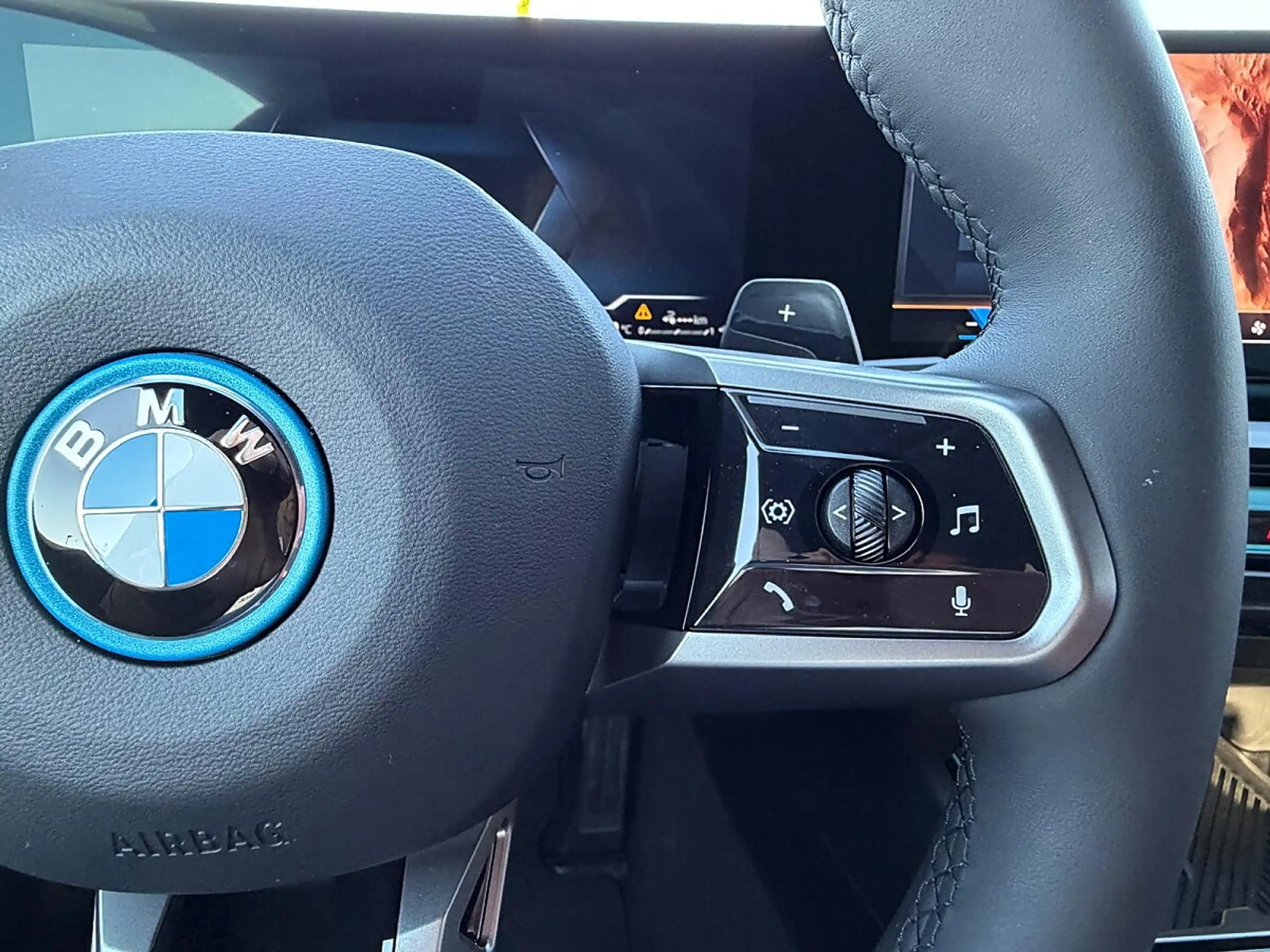 BMW 550 e M-Sport xDrive Aut. — photo 15