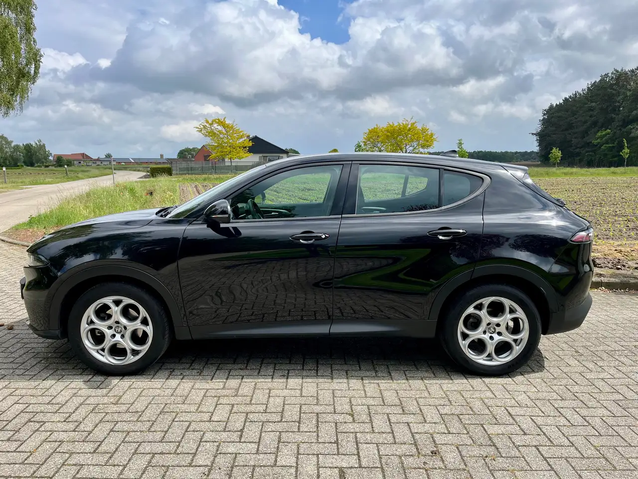 Alfa Romeo Tonale 1.5 MHEV Automaat 360/Carplay/Led Garantie!!, миниатюра 2