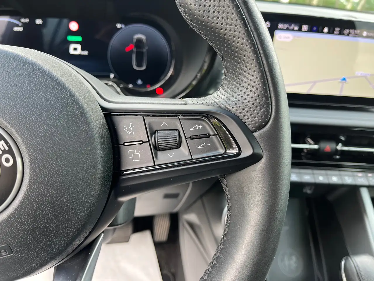 Alfa Romeo Tonale 1.5 MHEV Automaat 360/Carplay/Led Garantie!!, миниатюра 22