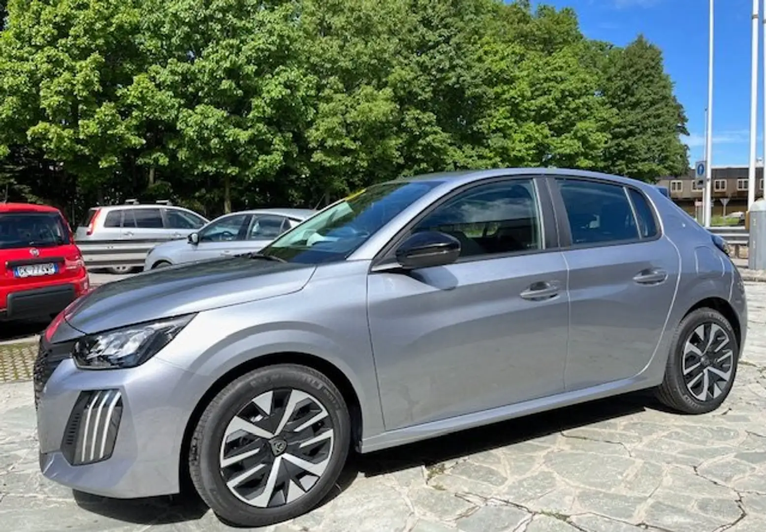 Peugeot 208 208 1.2 puretech Active s Grigio - 1