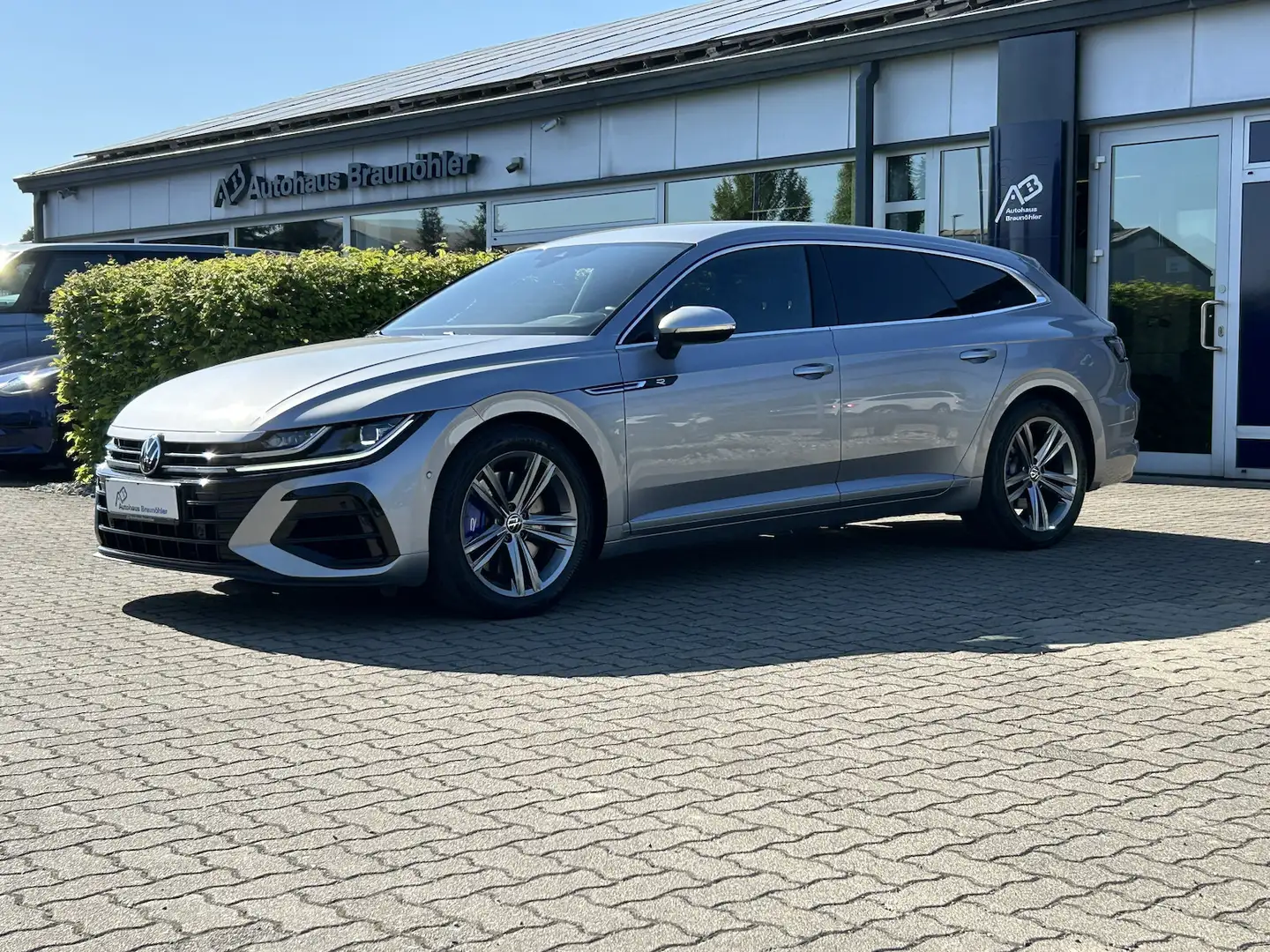 Volkswagen Arteon Shooting Brake R 4Motion*DCC*IQ*HUD*Kamera* Argent - 2