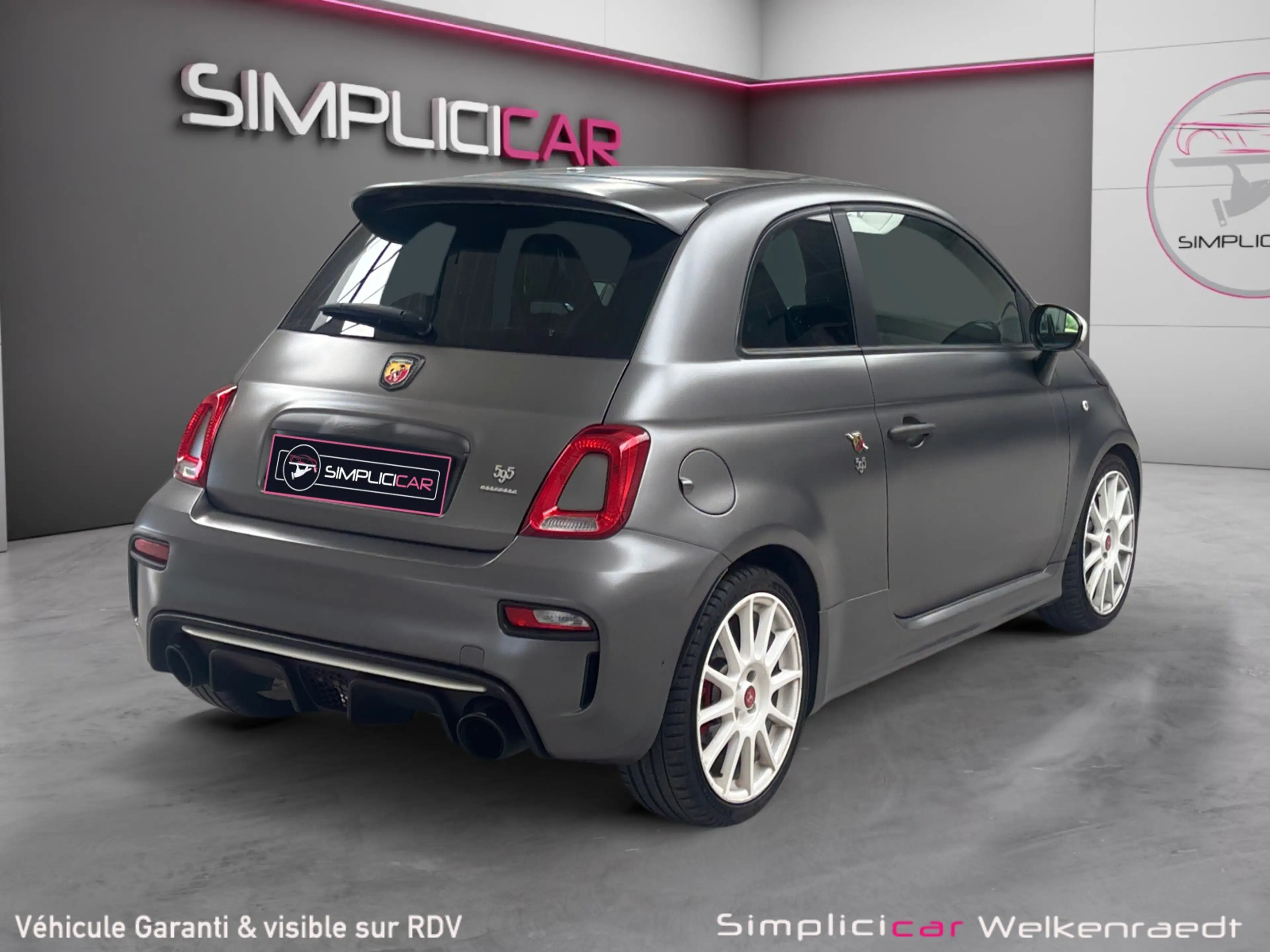 Abarth 500 595 Esseesse-LIGNE  AKRAPOVIC-SIÈGES BAQUETS CARBON-FREINS BREMBO — photo 7