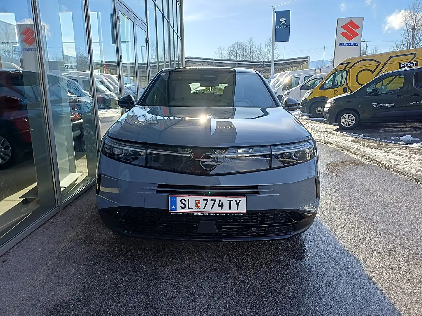 Opel Grandland 1.2 MHEV GS Aut. Grau - 2