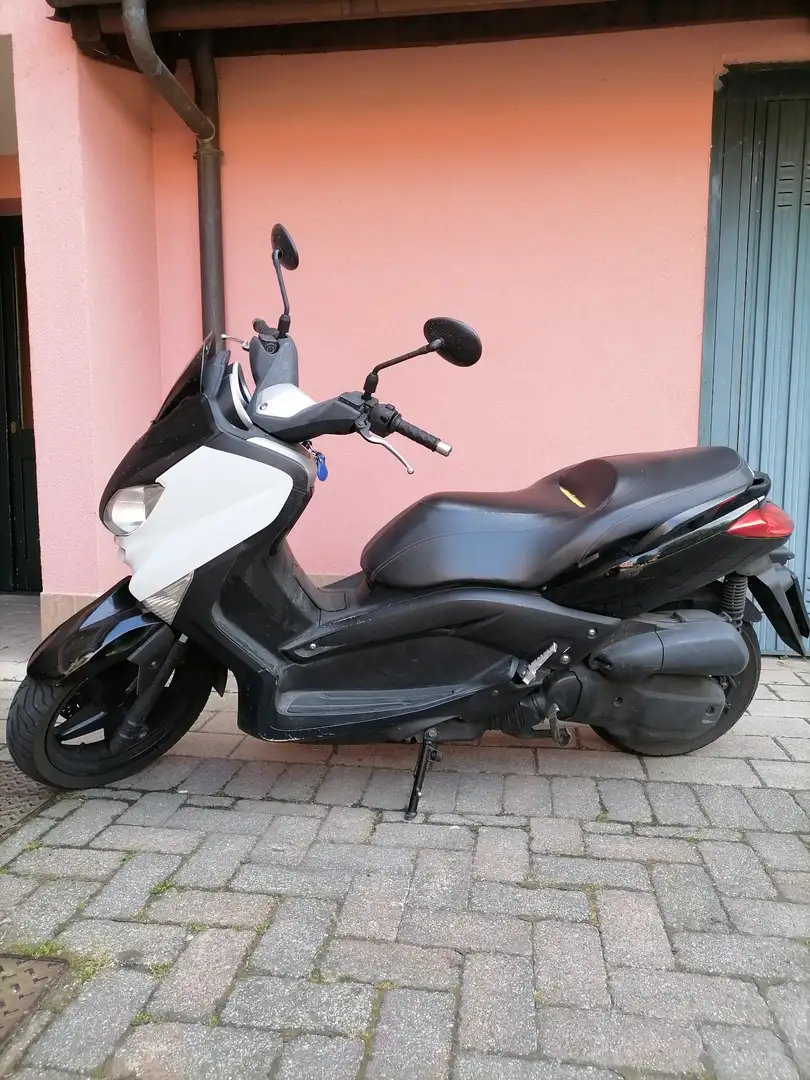 Yamaha X-Max 125 Nero - 1