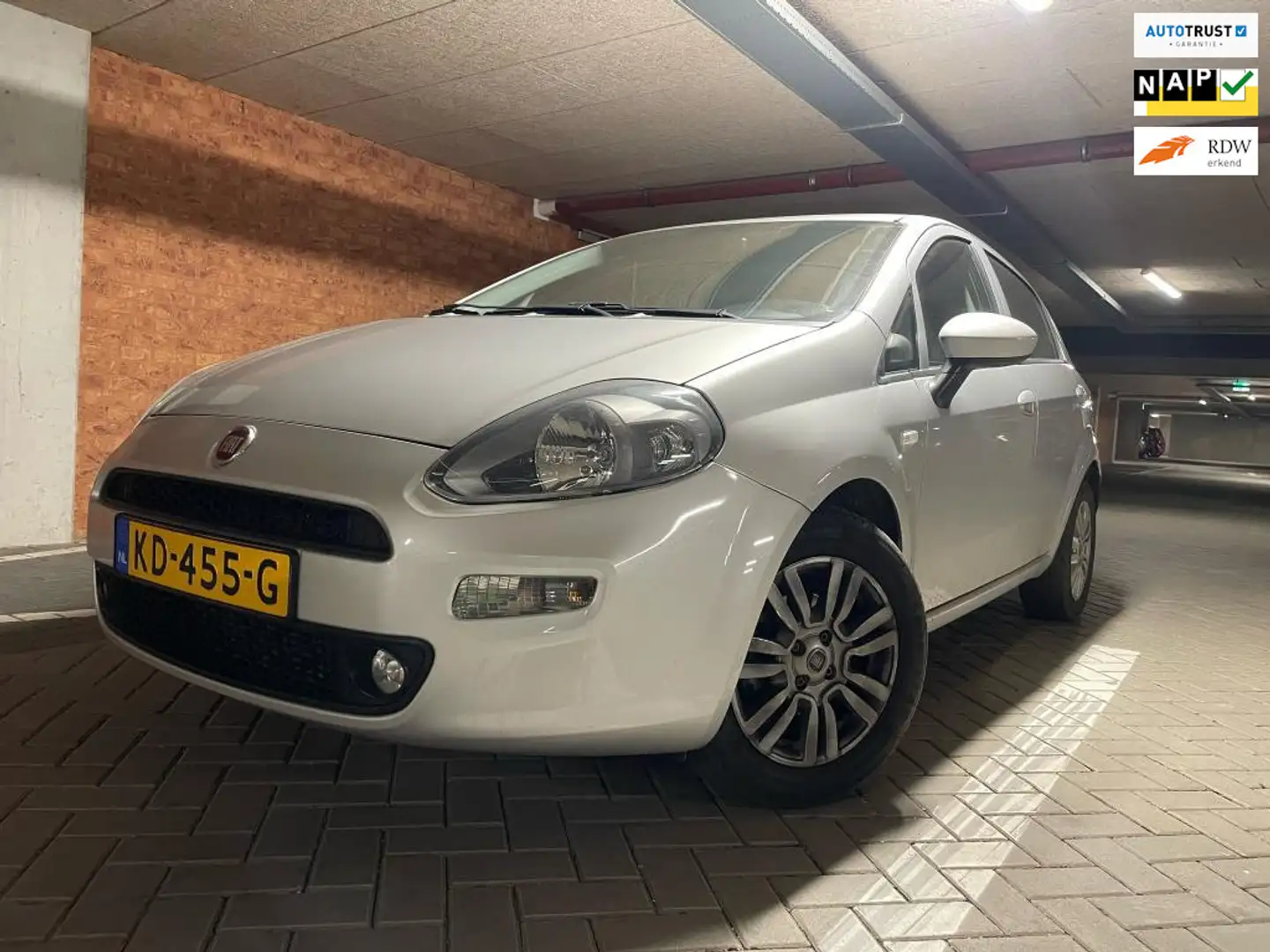 Fiat Punto Evo 0.9 TwinAir Lounge Šedá - 1