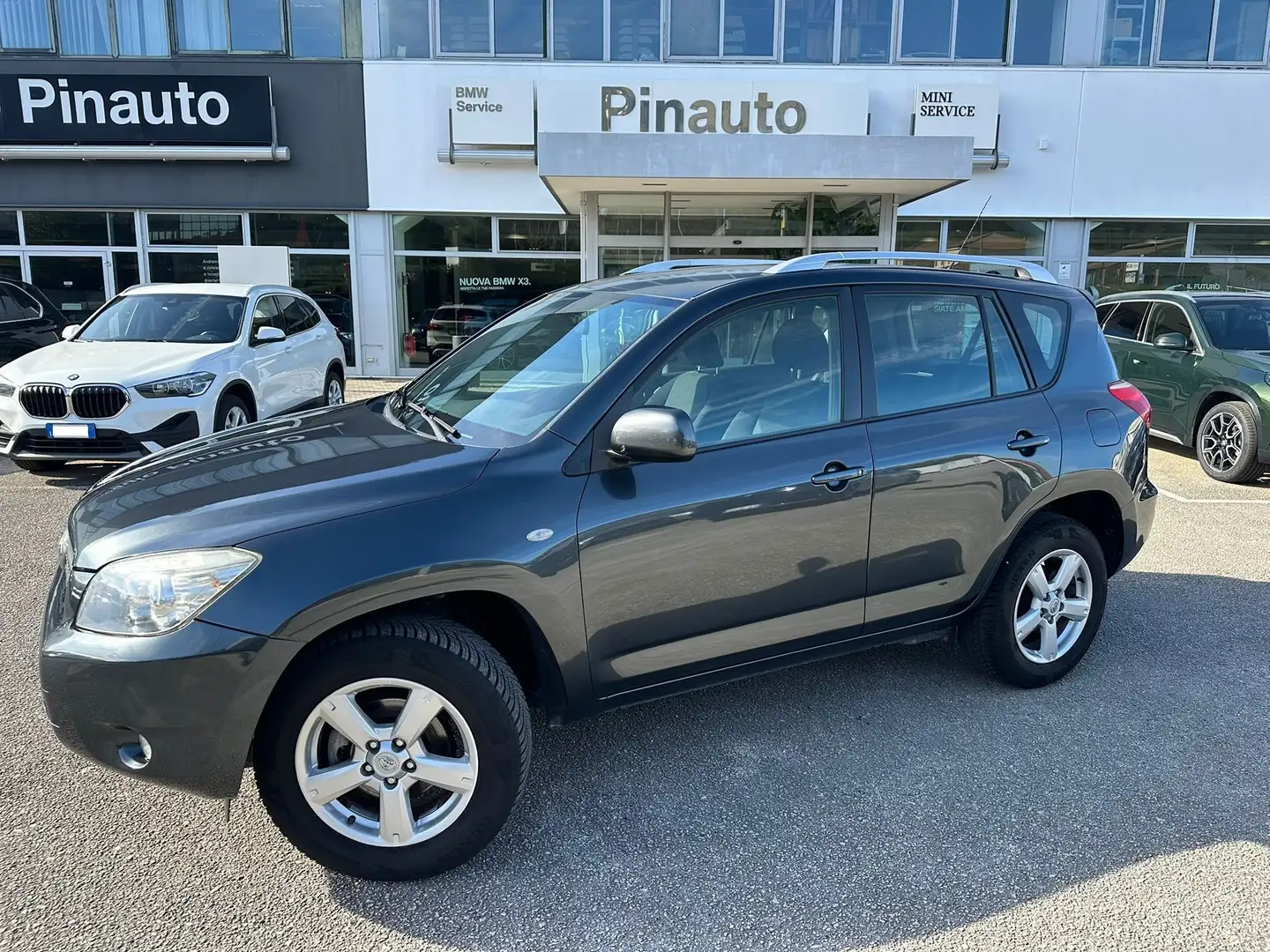 Toyota RAV 4 Rav4 III 2006 RAV4 2.2 d-4d 136cv dpf Noir - 2