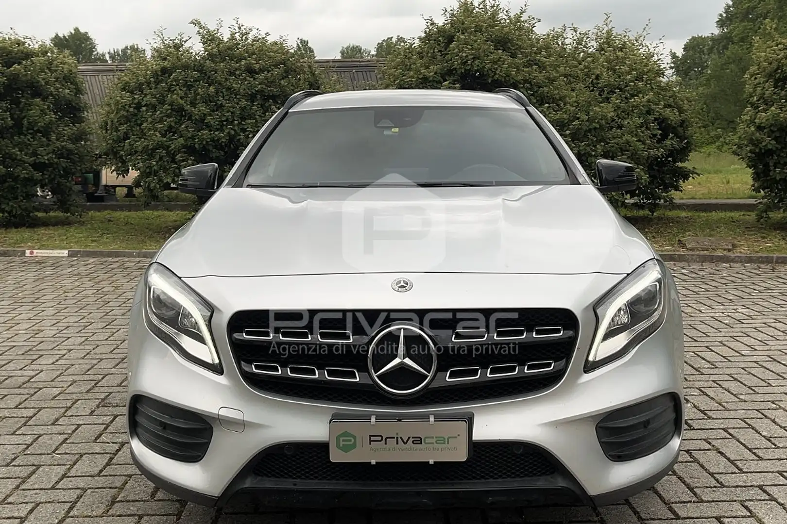 Mercedes-Benz GLA 200 GLA 200 d Automatic 4Matic Premium Argento - 2
