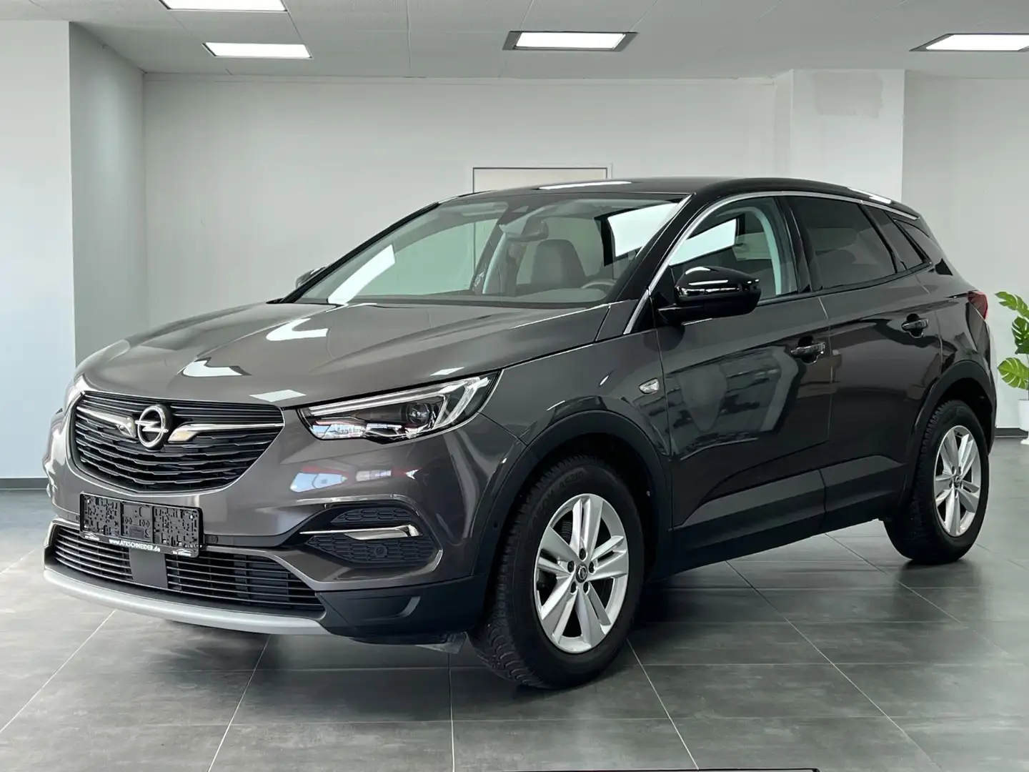 Opel Grandland X Innovation/NAVI/KAM/TEMP/LED/SHZ/ Grau - 2