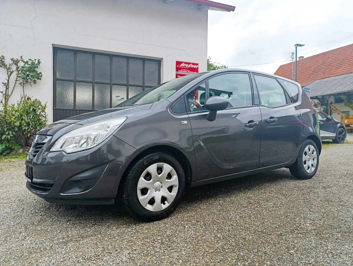Opel Meriva B Selection Klima Tüv Neu !! Grau - 1
