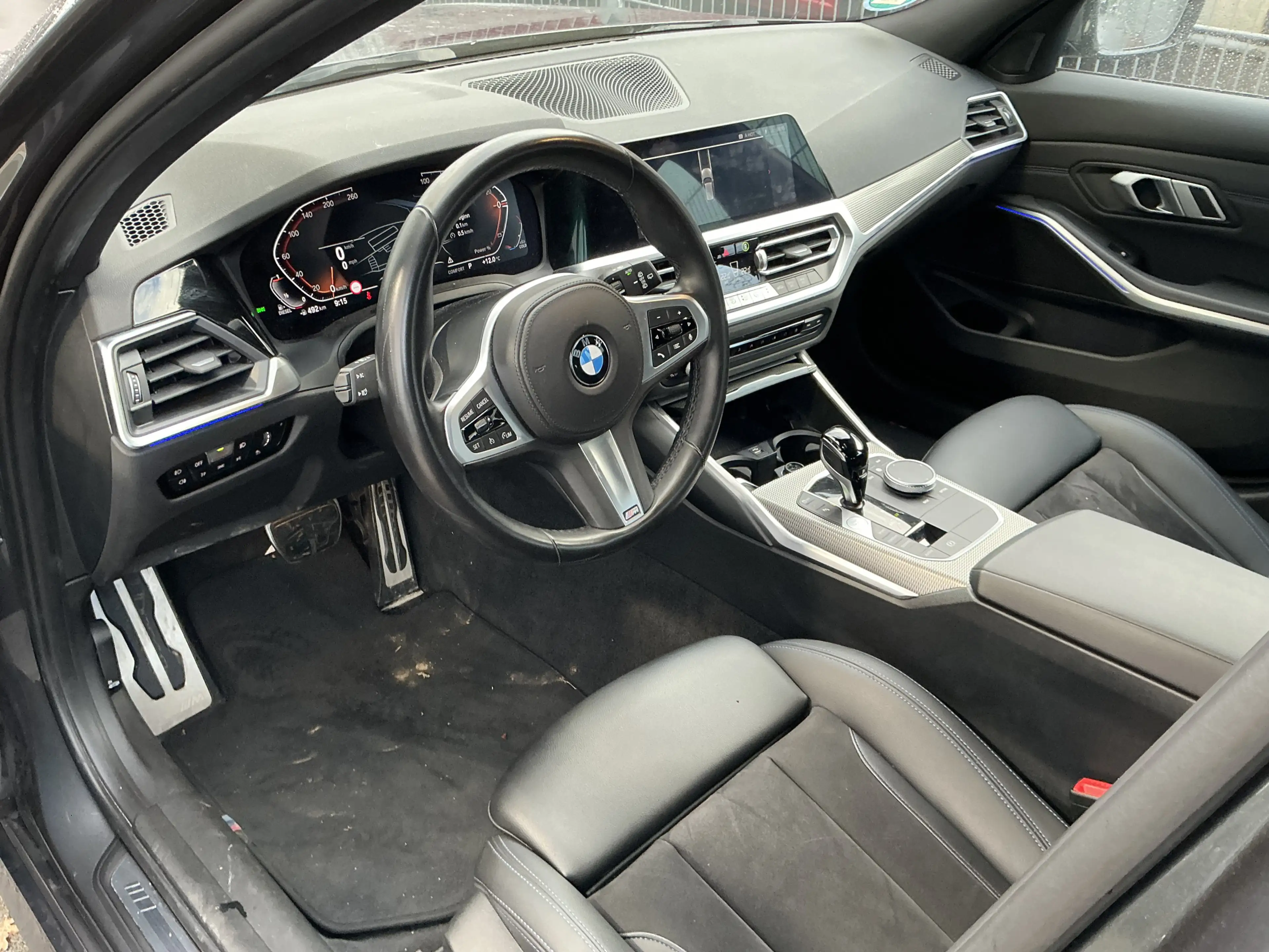 BMW 318 d M-Sport Leder R.Cam Navi Ambiente PDC LED — photo 6