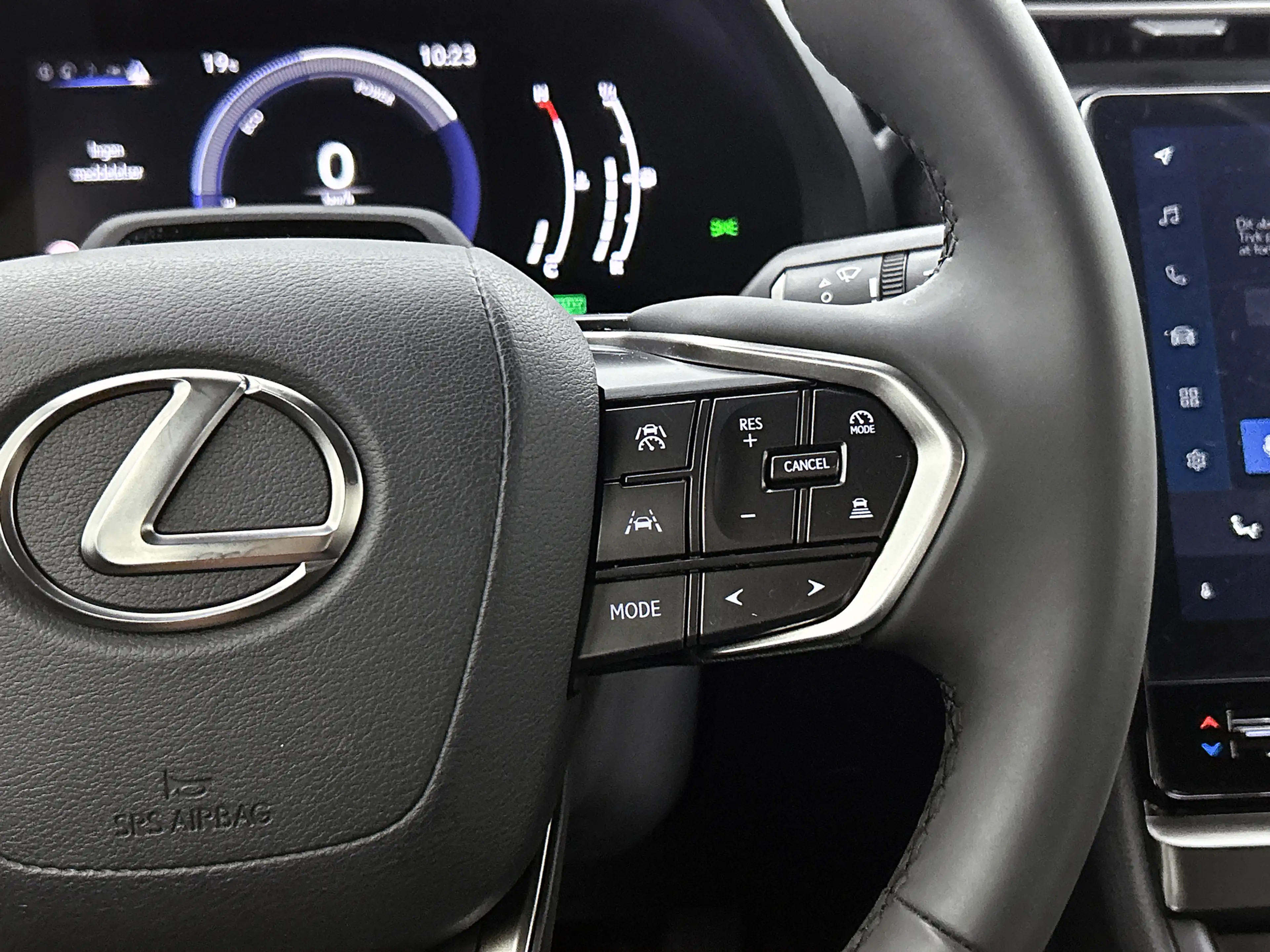 Lexus LBX 2WD | Comfort & Safety Pack | Lexus Link + | Safet — photo 15