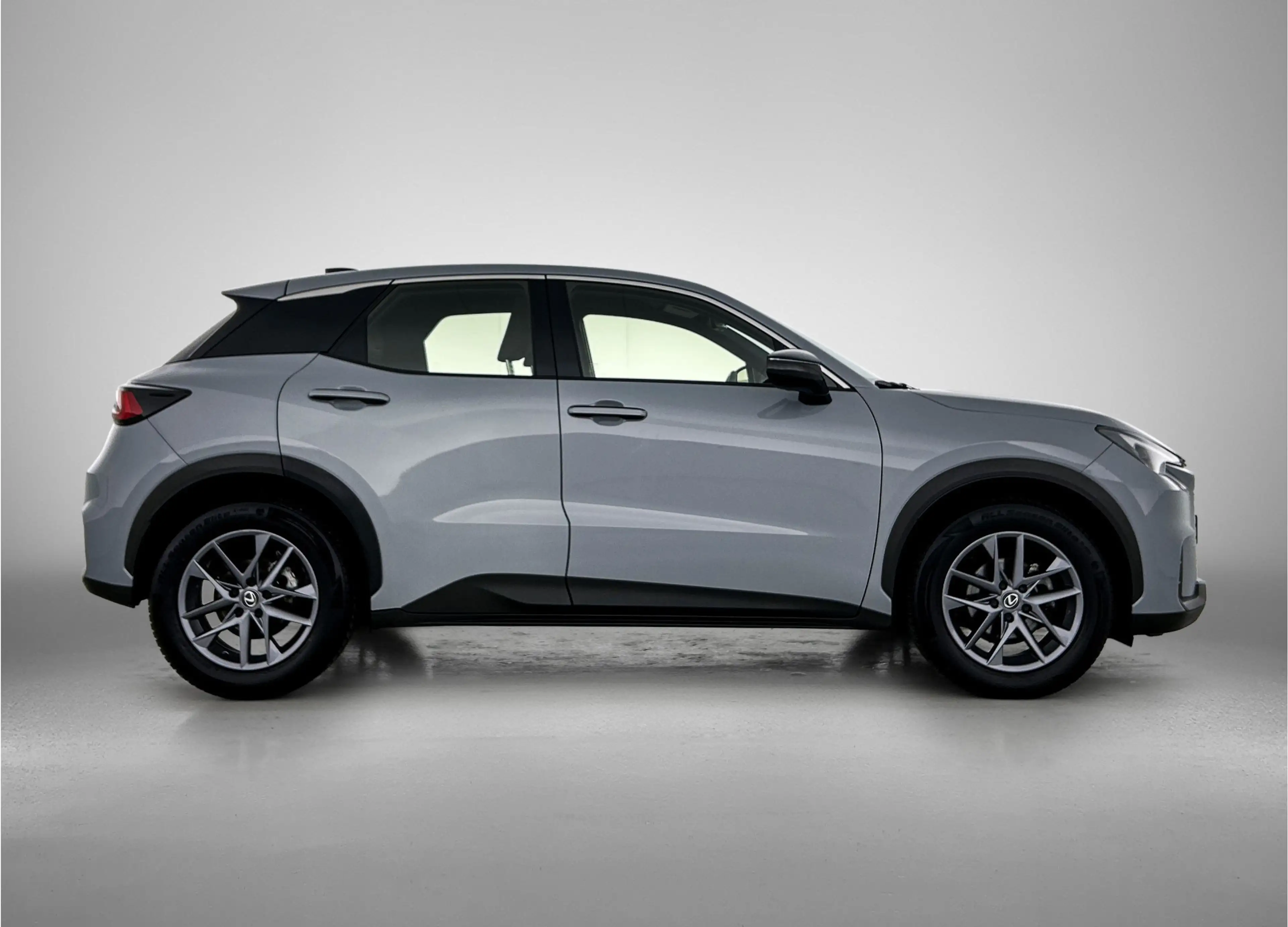 Lexus LBX 2WD | Comfort & Safety Pack | Lexus Link + | Safet — photo 12