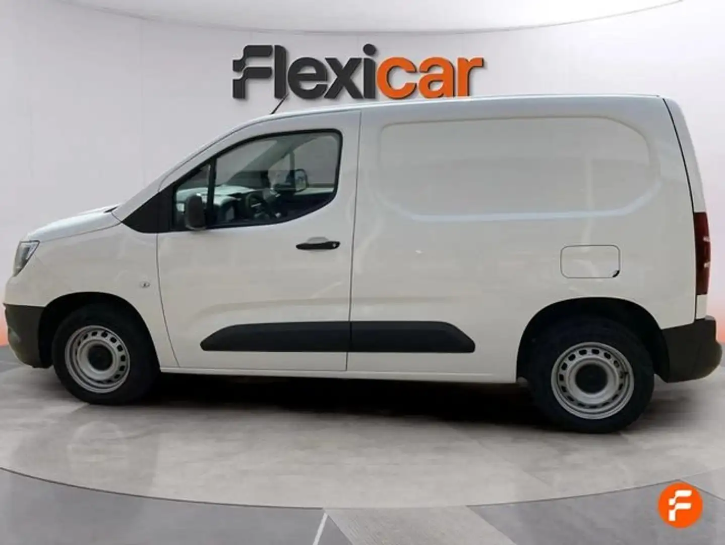 Opel Combo 1.5 TD 75kW (100CV) S/S Ed. Plus XL 7Pla Blanco - 2
