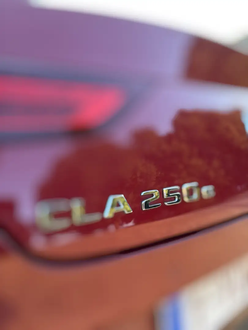 Mercedes-Benz CLA 250 e 8G-DCT AMG Line - 1