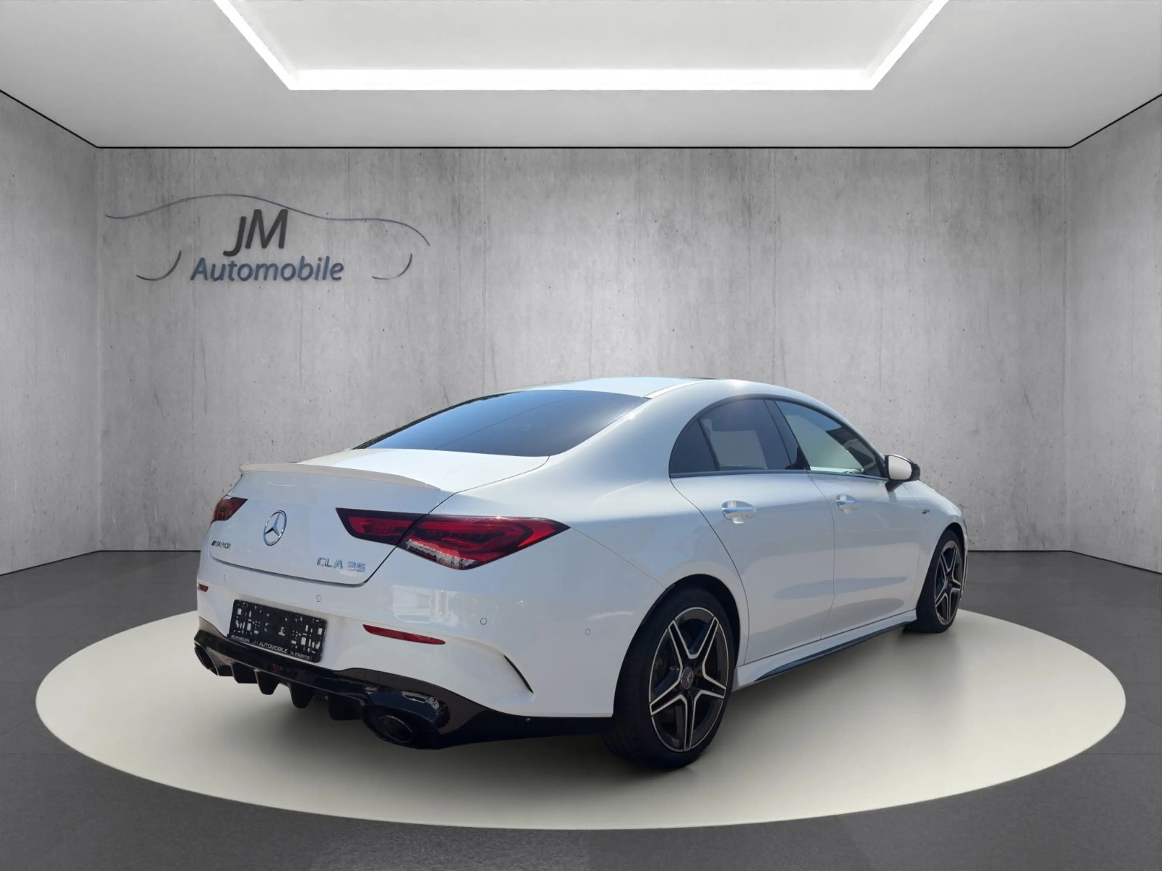 Mercedes-Benz CLA 35 AMG CLA 35 4Matic AMG Nightpaket LED — photo 7