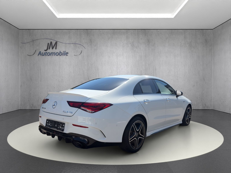Mercedes-Benz CLA 35 AMG CLA 35 4Matic AMG Nightpaket LED — photo 7