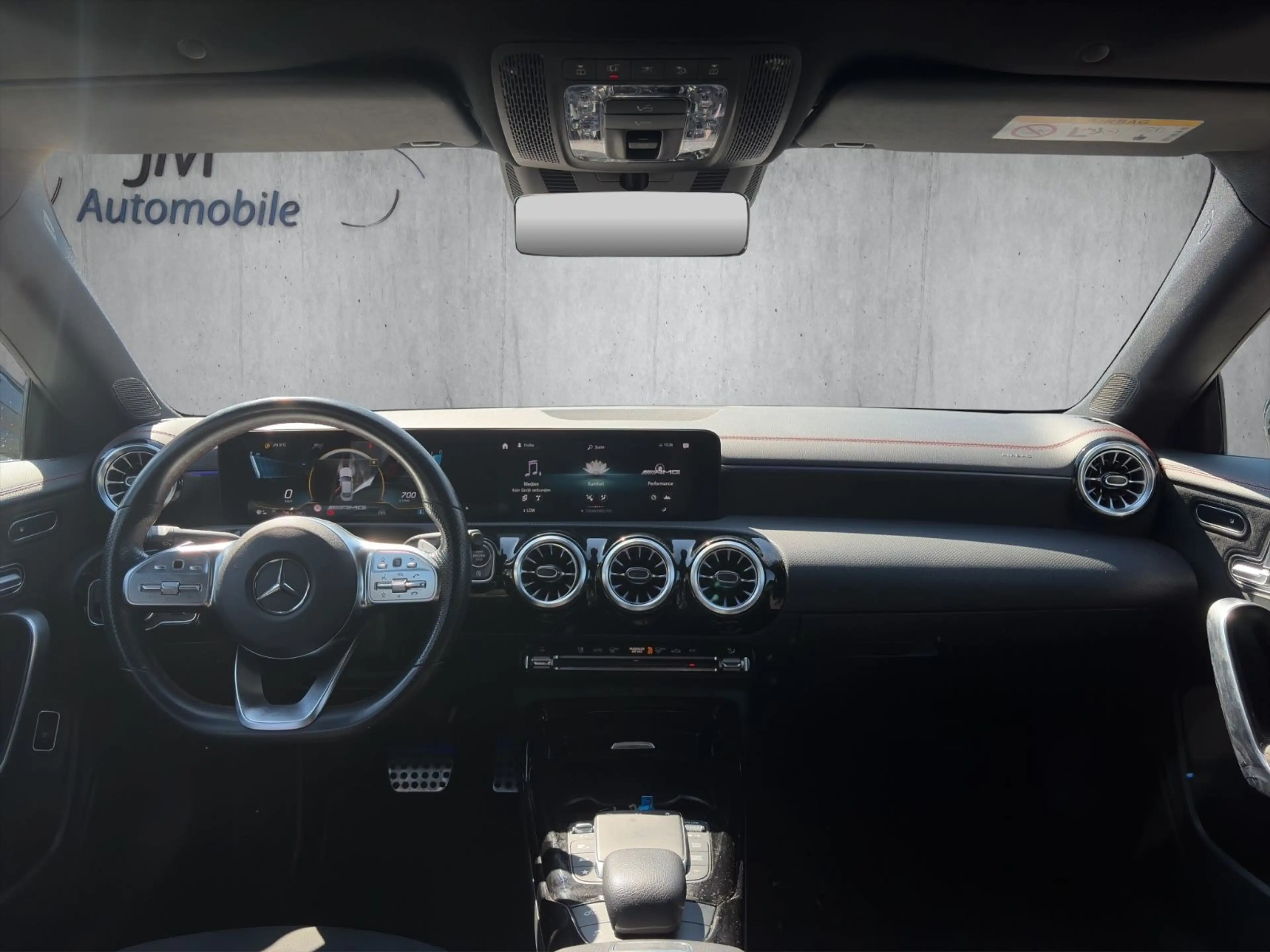 Mercedes-Benz CLA 35 AMG CLA 35 4Matic AMG Nightpaket LED — photo 13