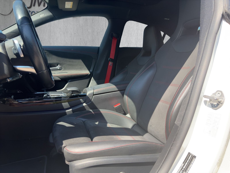 Mercedes-Benz CLA 35 AMG CLA 35 4Matic AMG Nightpaket LED — photo 9