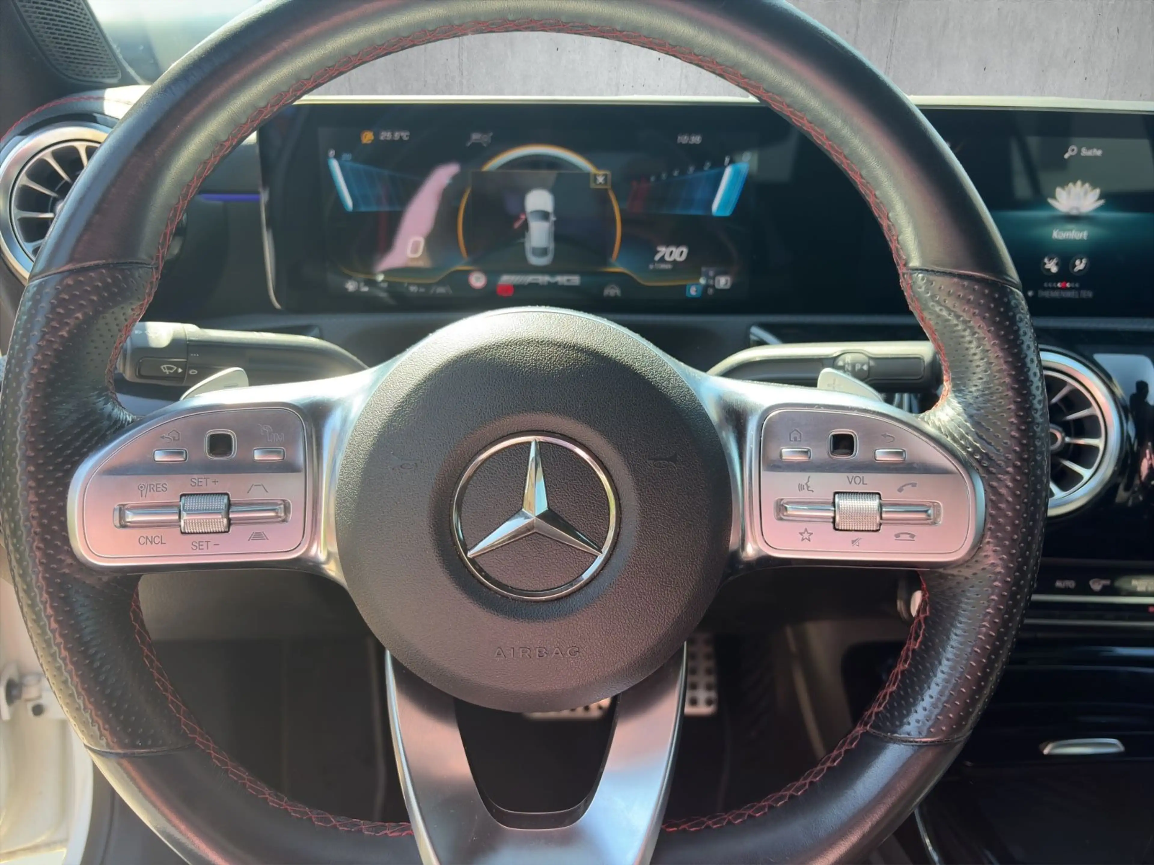 Mercedes-Benz CLA 35 AMG CLA 35 4Matic AMG Nightpaket LED — photo 10