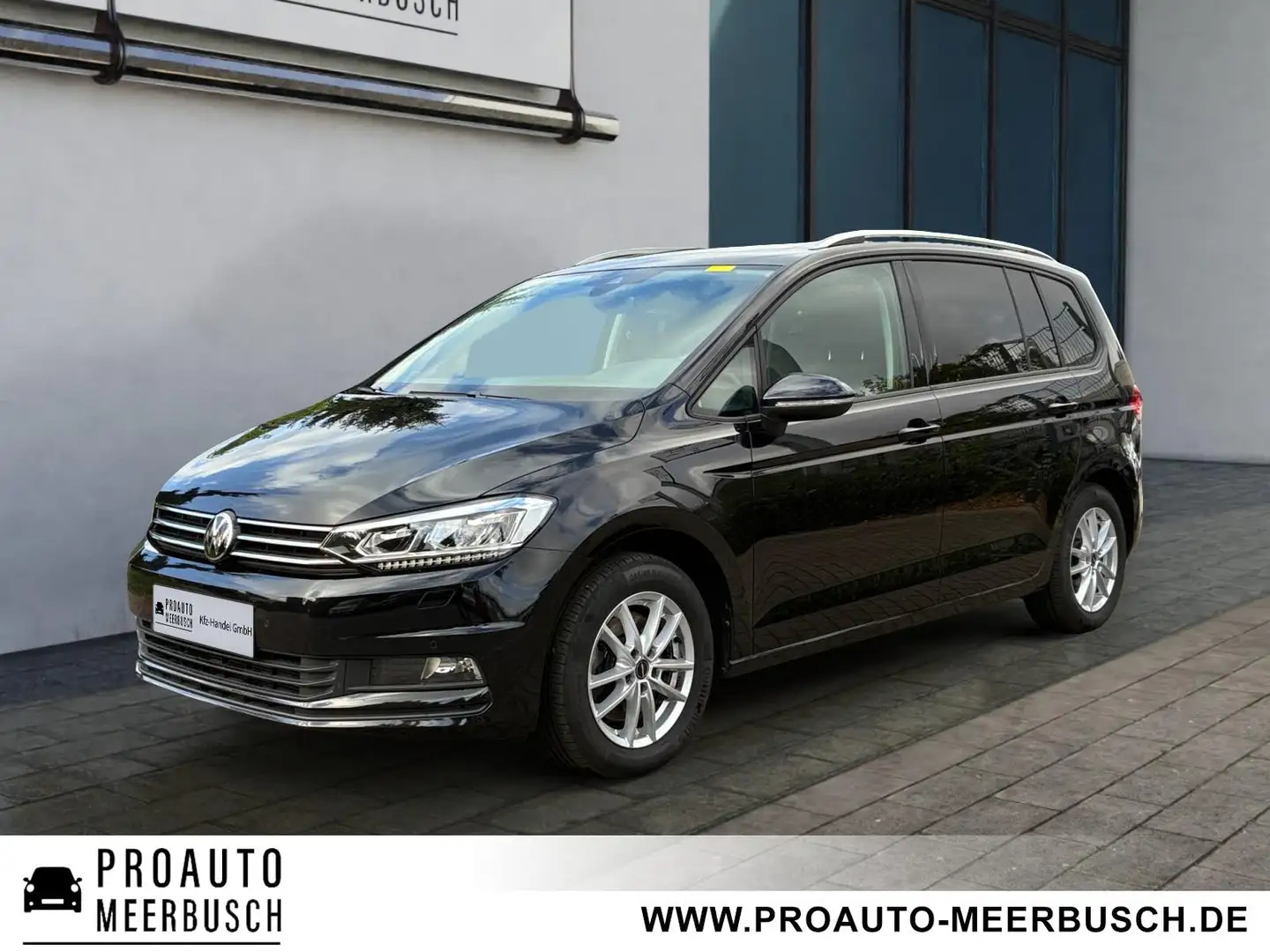 Volkswagen Touran Comfortline AHK/PANO/STNDHZNG/DYNAUDIO/RFK Schwarz - 1
