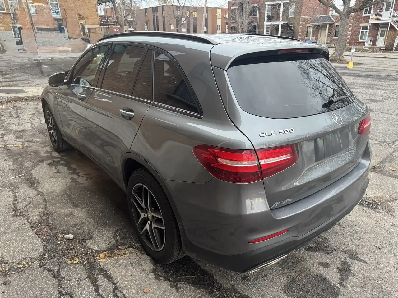 Mercedes-Benz GLC снимка Mercedes-Benz GLC