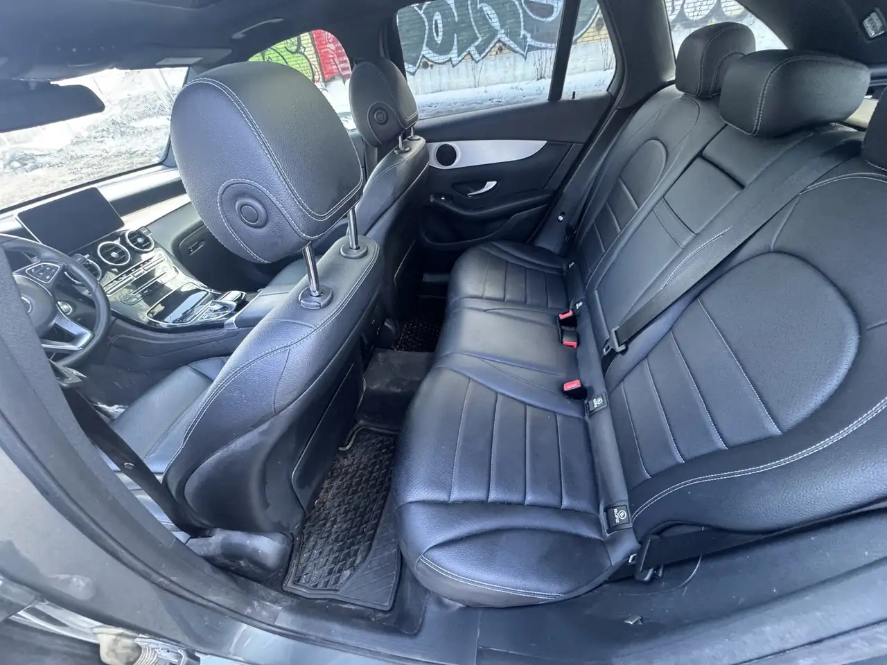 Mercedes-Benz GLC снимка Mercedes-Benz GLC