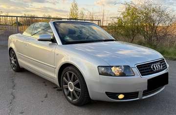 A4 Cabriolet 1.8 Turbo 20v S line