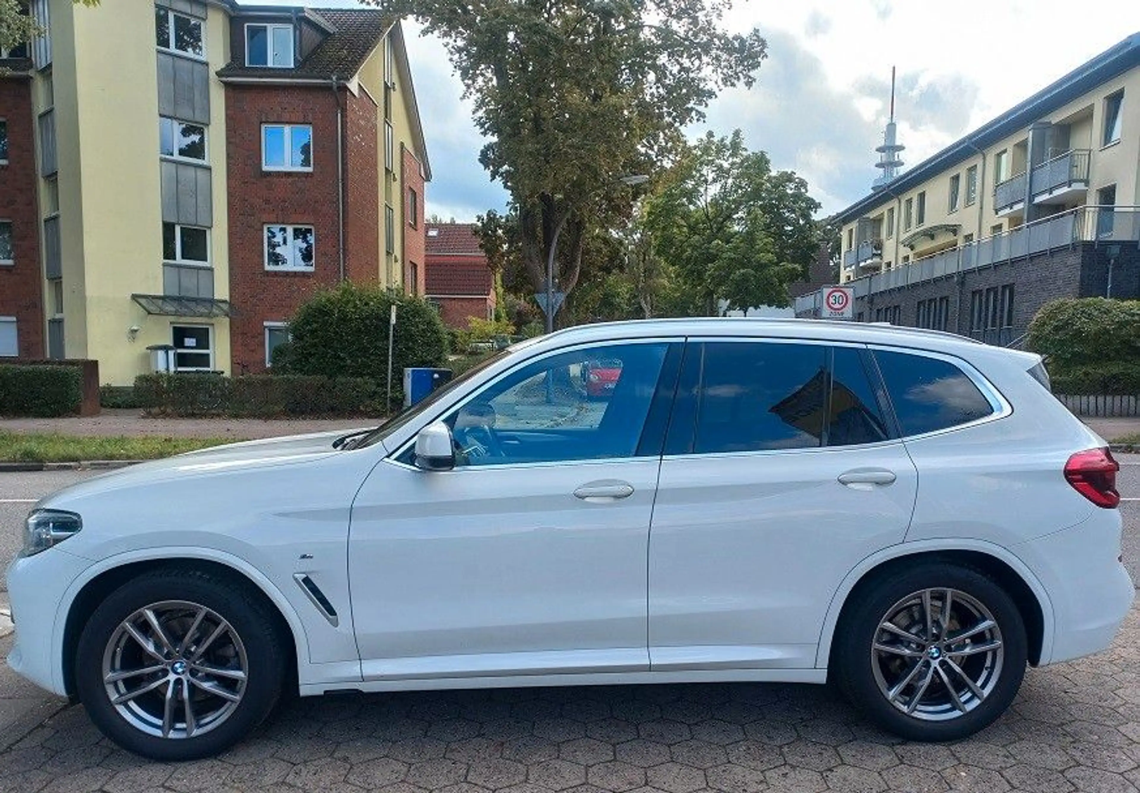 BMW X3 xDrive 20i M Sport Klima SHZ Leder Navi AHK — photo 5