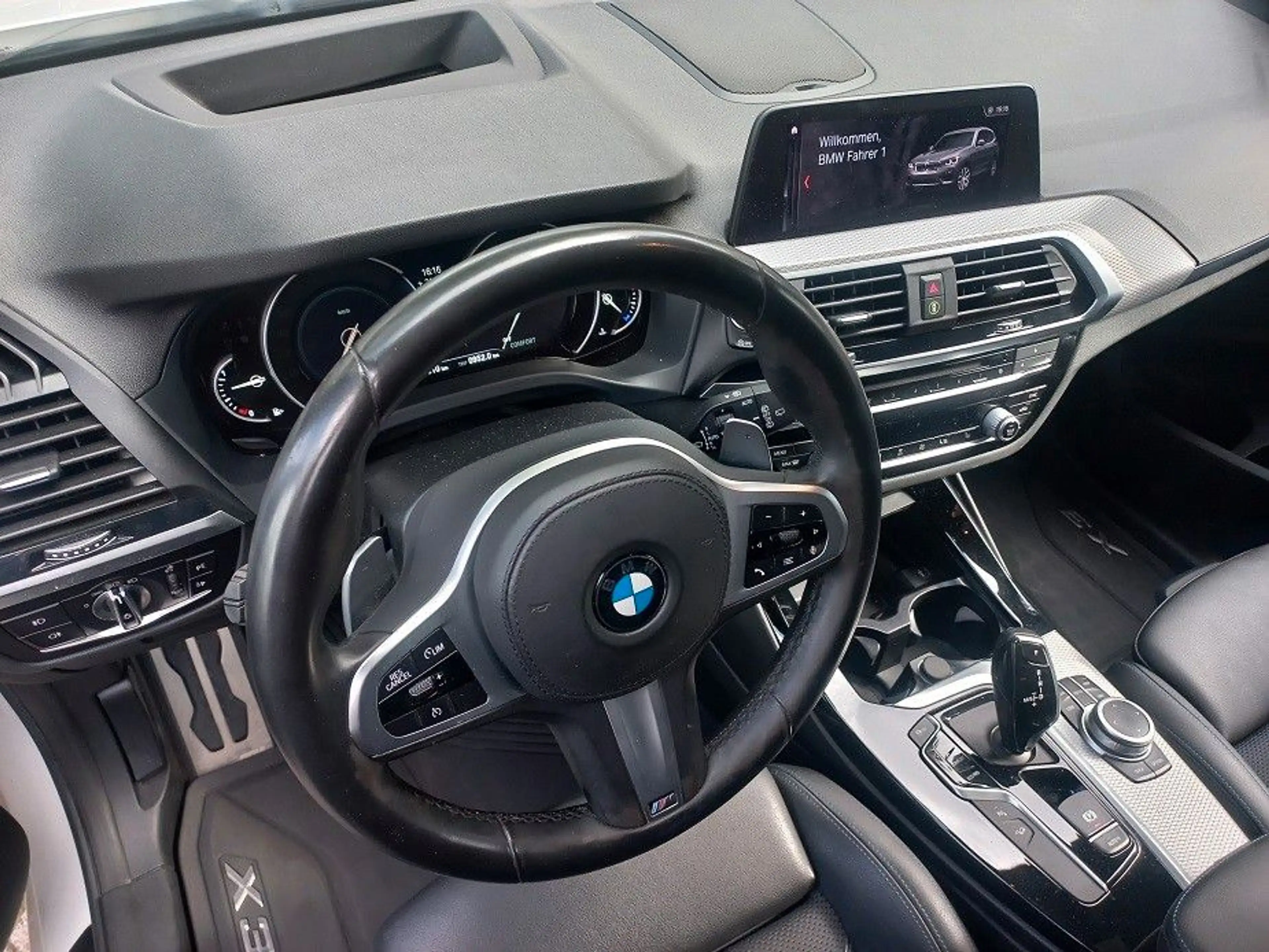 BMW X3 xDrive 20i M Sport Klima SHZ Leder Navi AHK — photo 26