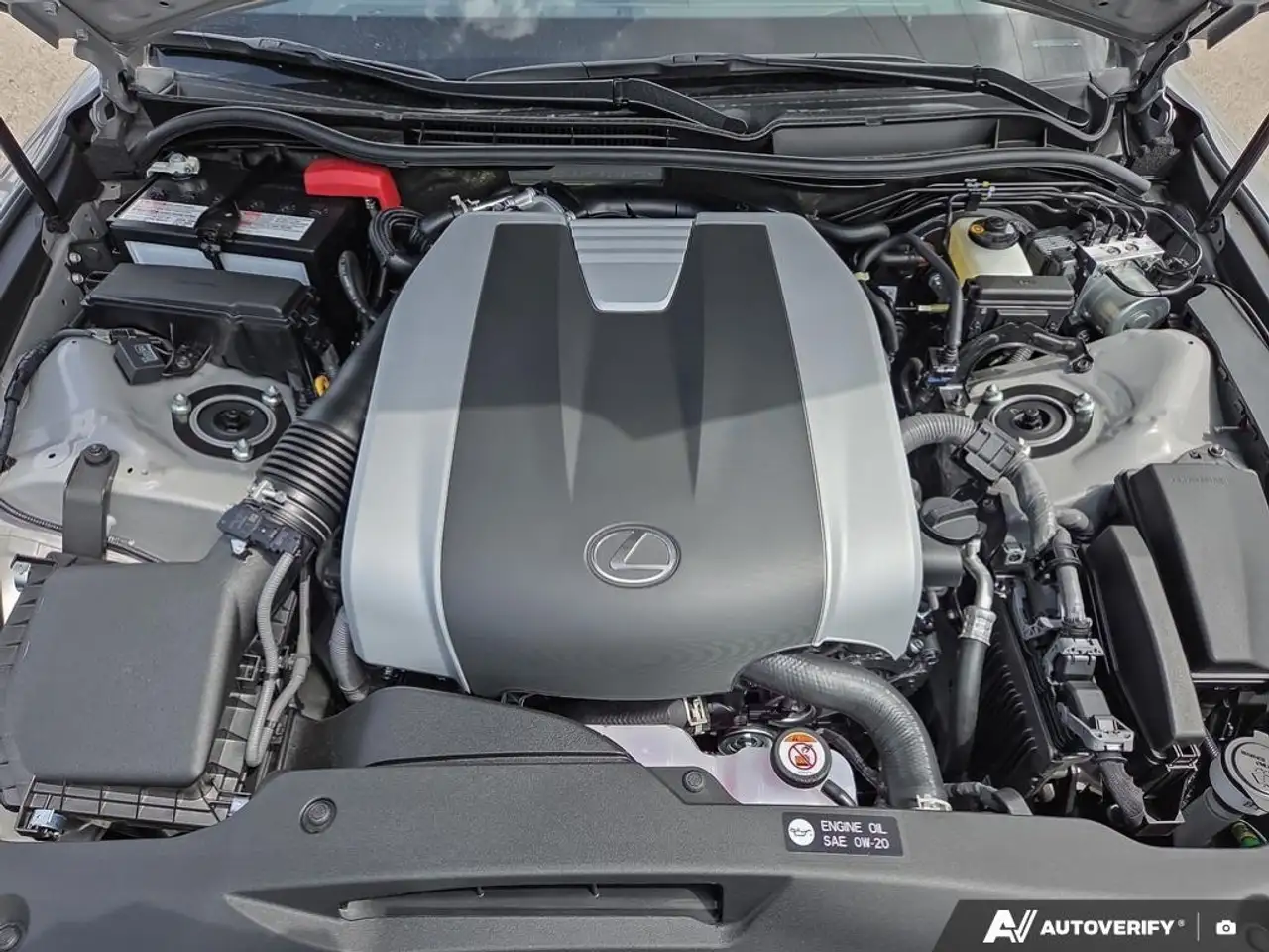 Lexus IS снимка Lexus IS