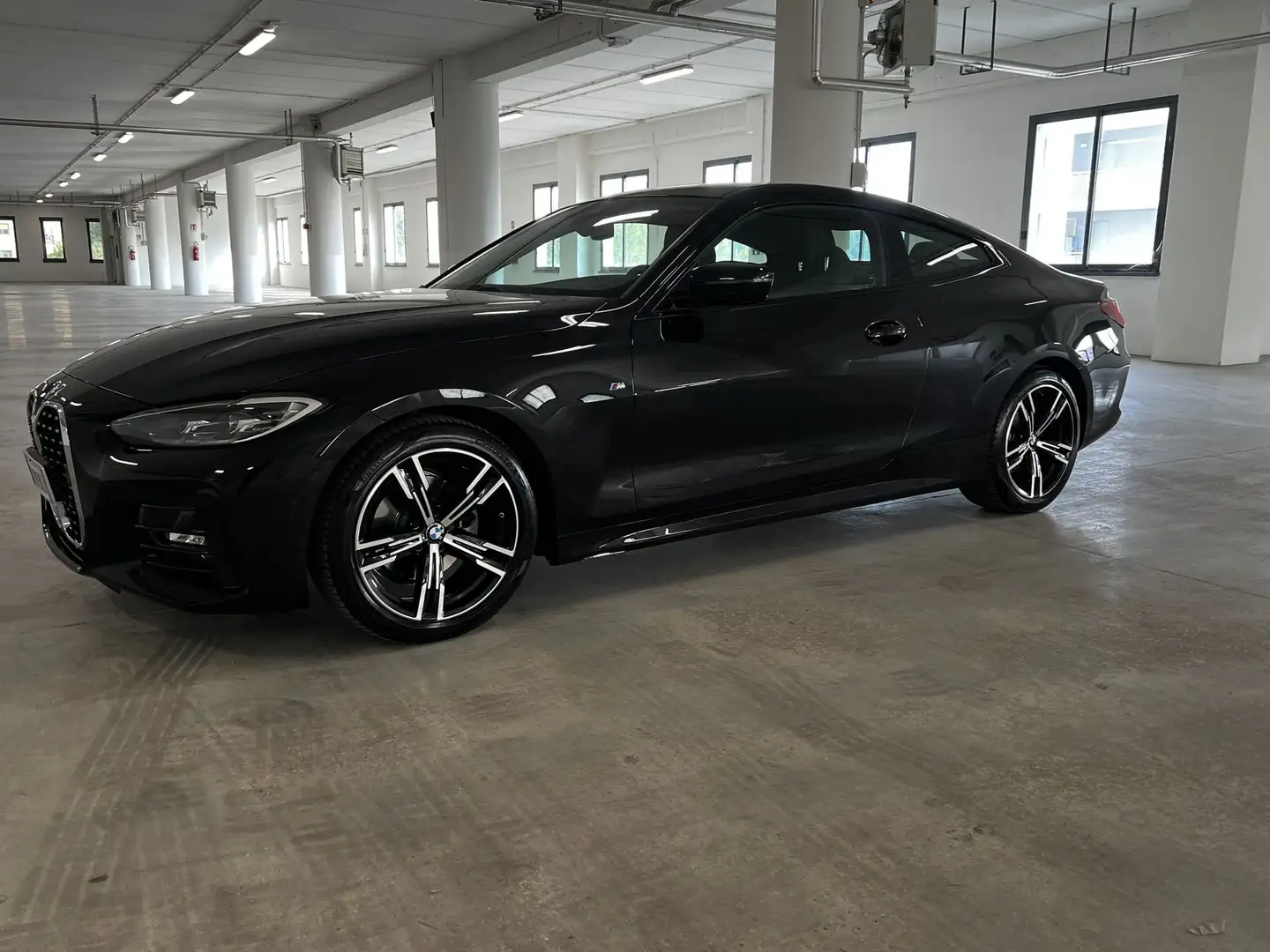 BMW 420 Serie 4 G22 2020 Coupe Benzina 420i Coupe Msport Nero - 1