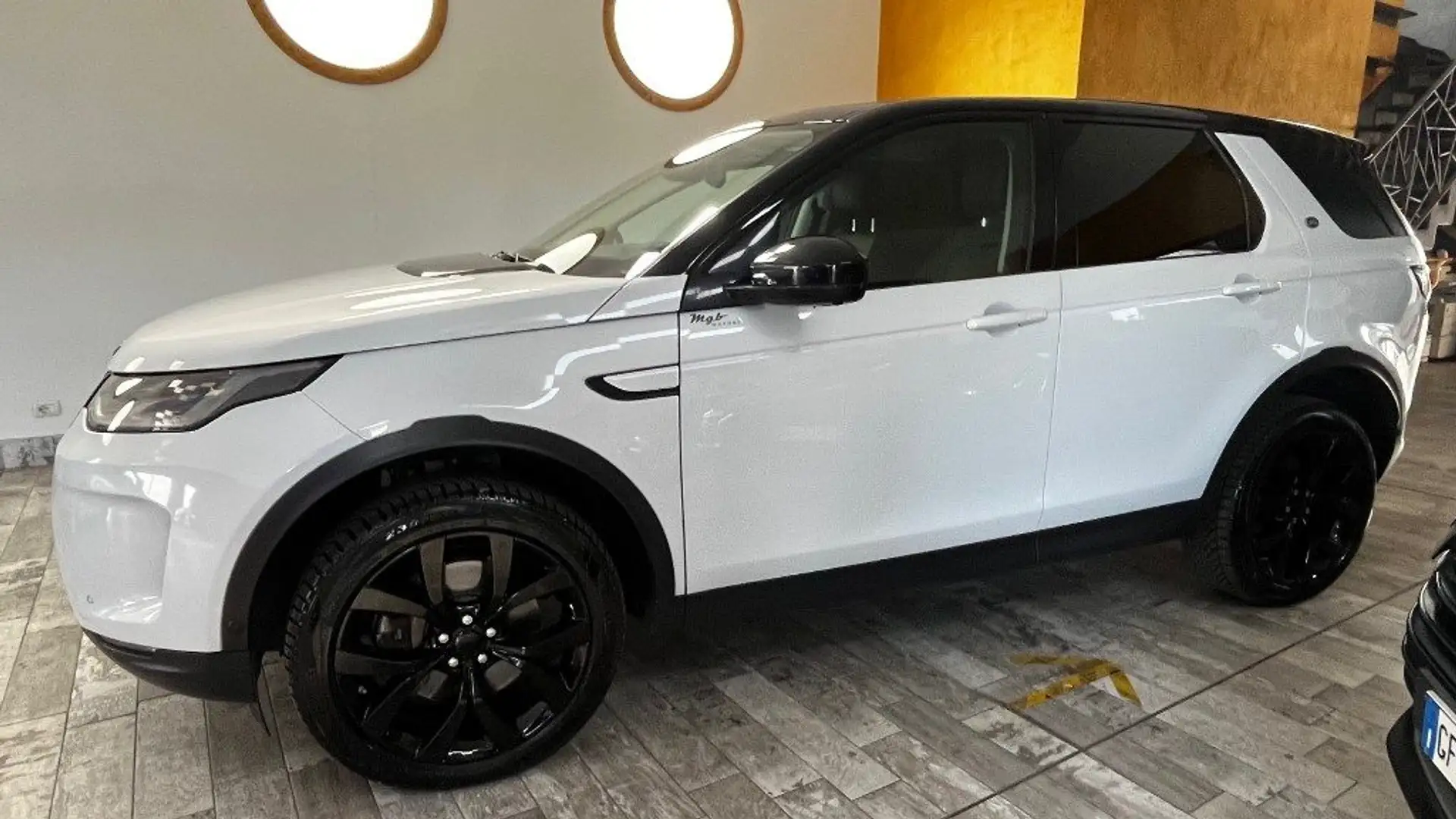 Land Rover Discovery Sport 2.0 SD4 240 CV AWD Auto HSE-SETTE POSTI-20" Bianco - 1