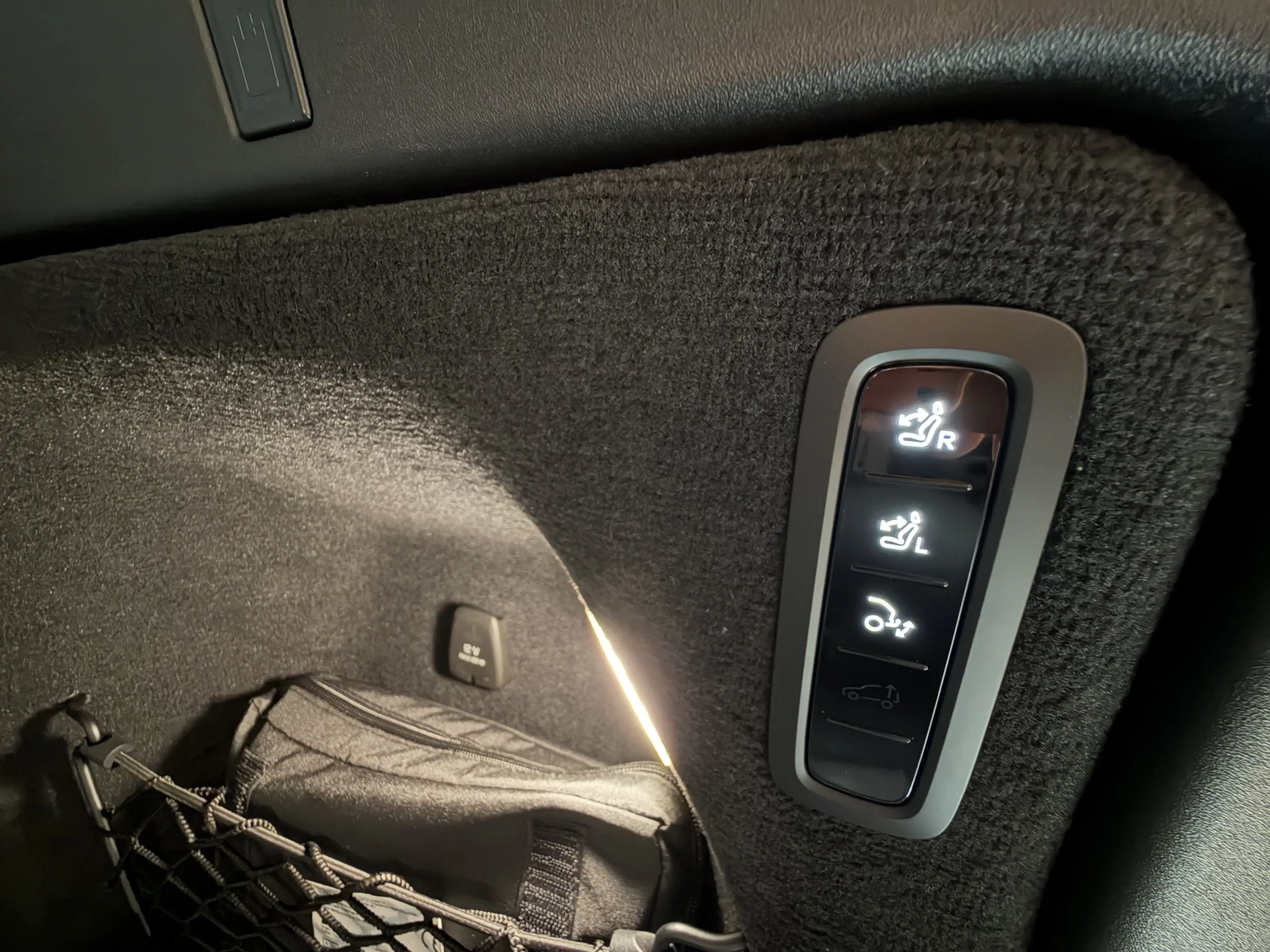 Volvo EX90 Twin Motor ULTRA 7p. | 408pk | Panoramadak PILOT A — photo 47