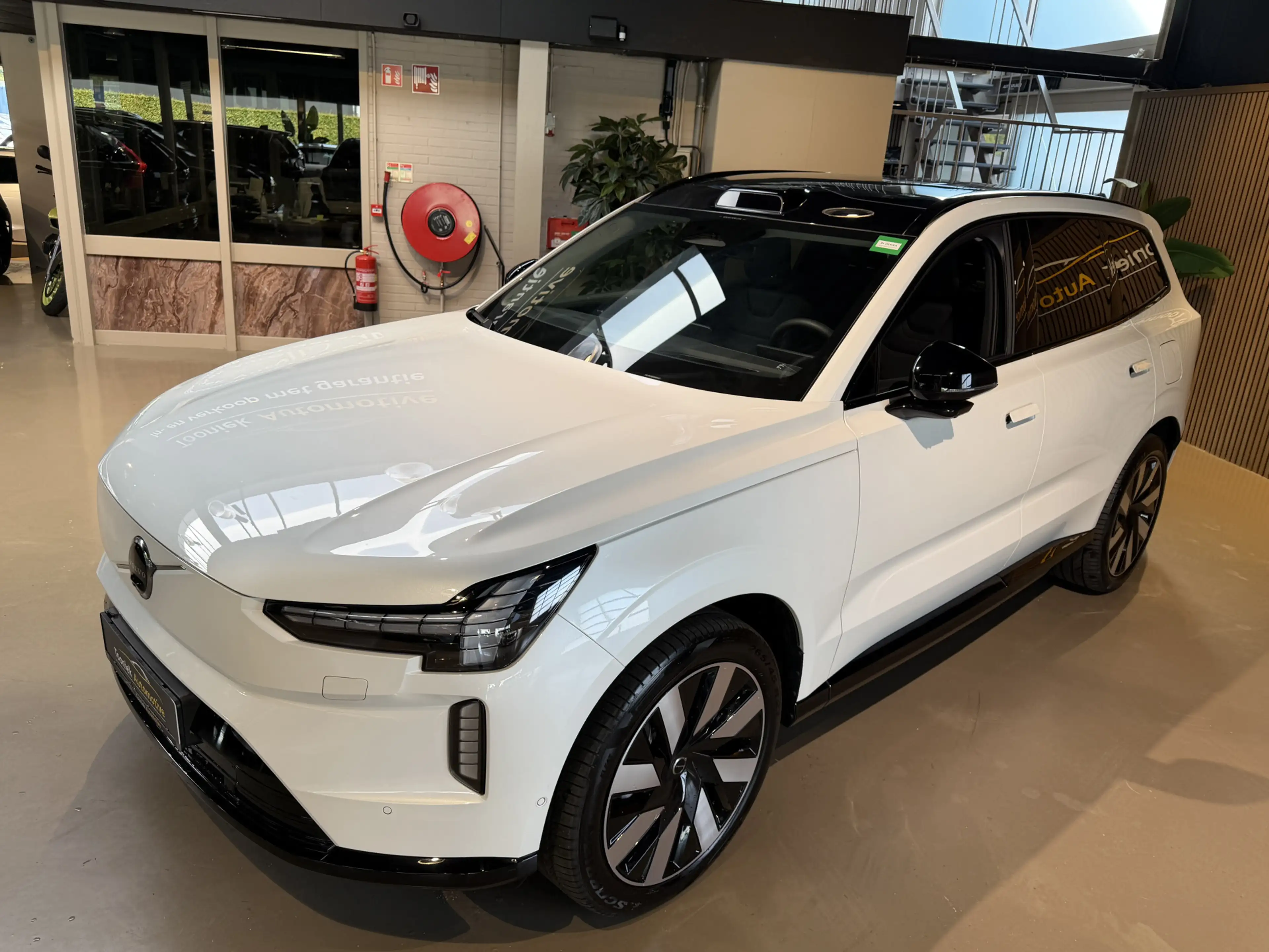 Volvo EX90 Twin Motor ULTRA 7p. | 408pk | Panoramadak PILOT A — photo 9
