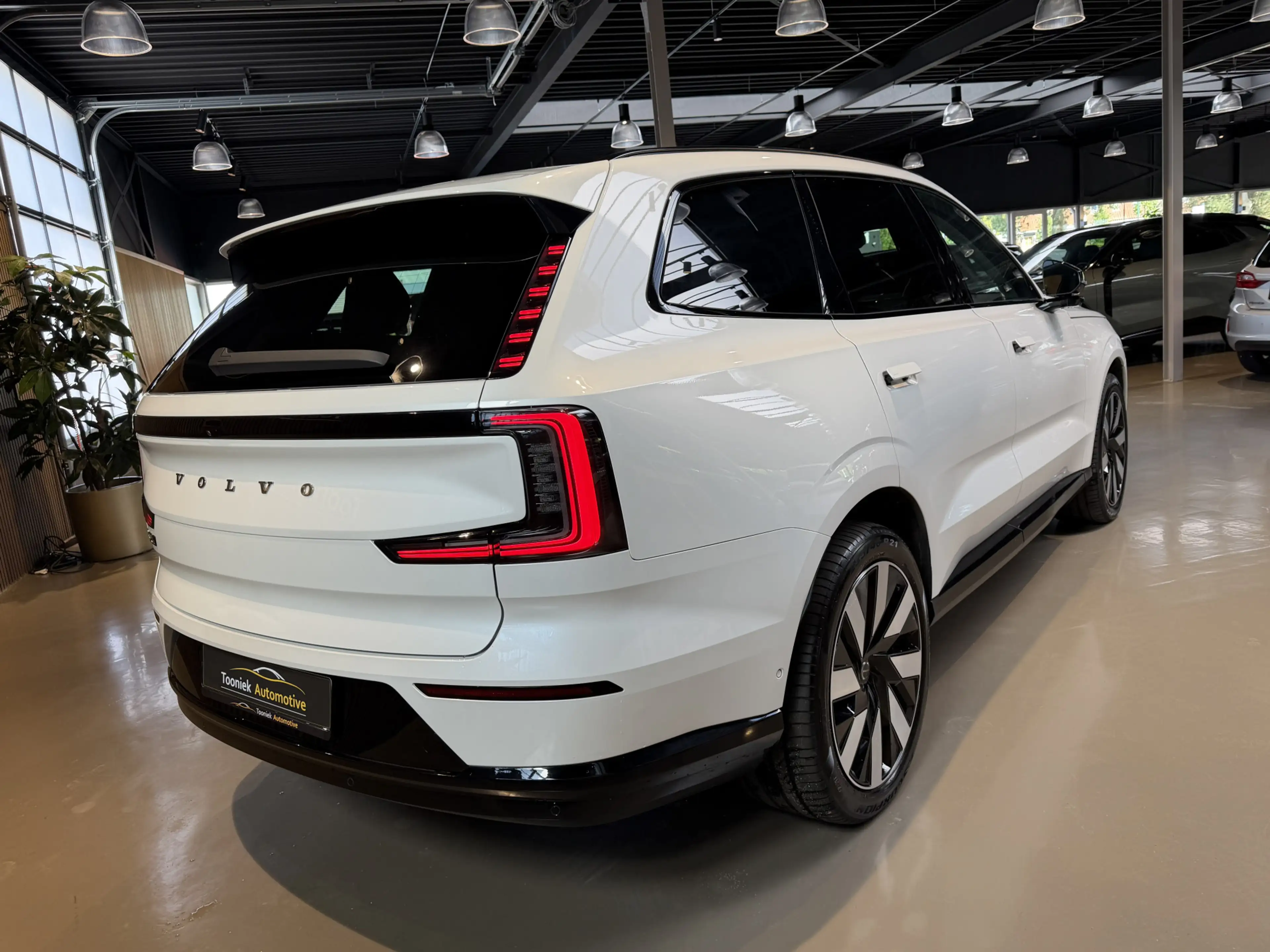 Volvo EX90 Twin Motor ULTRA 7p. | 408pk | Panoramadak PILOT A — photo 3