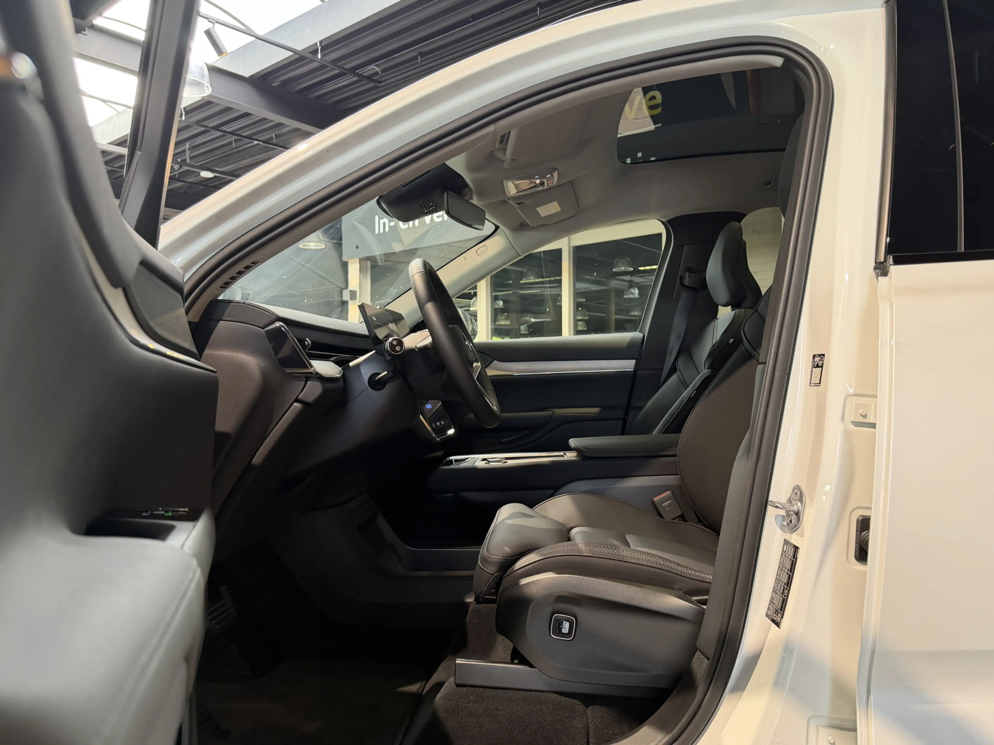 Volvo EX90 Twin Motor ULTRA 7p. | 408pk | Panoramadak PILOT A — photo 10