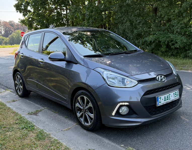 Hyundai i10 1.2i  Premium / Pack Color — photo 2