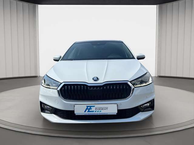 Skoda Fabia 1.0 TSI DSG PANO KAMERA SHZ LED-S.