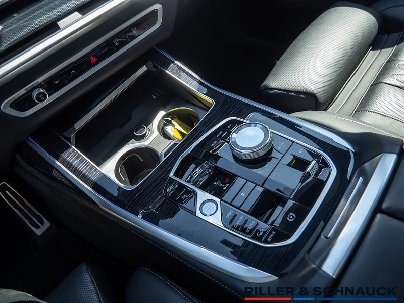 BMW X7 XDRIVE40I — photo 15