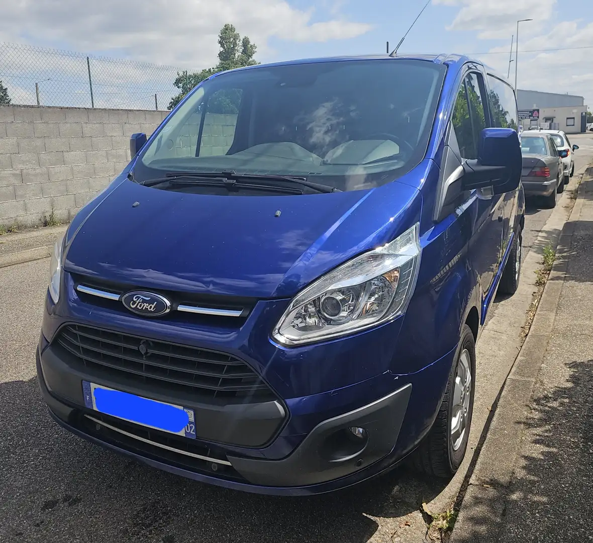 Ford Transit Custom FOURGON 320 L2H1 2.0 ECOBLUE 130 LIMITED - 1