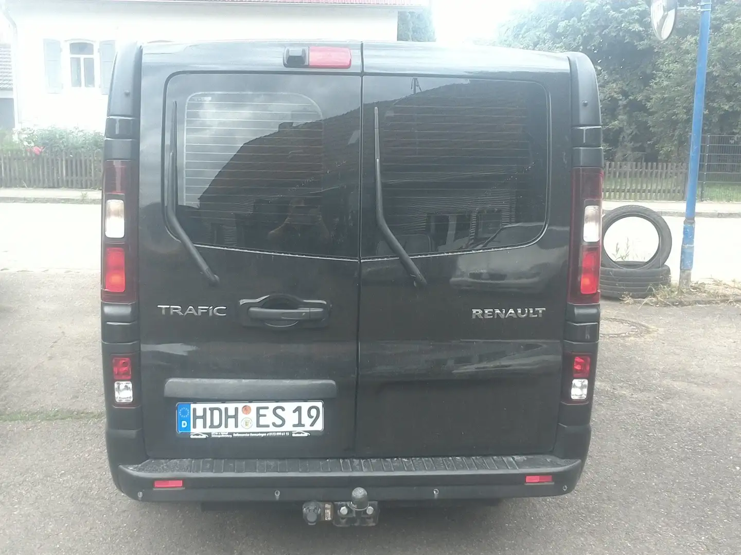 Renault Trafic ENERGY dCi 145 Grand Combi Expression Schwarz - 1