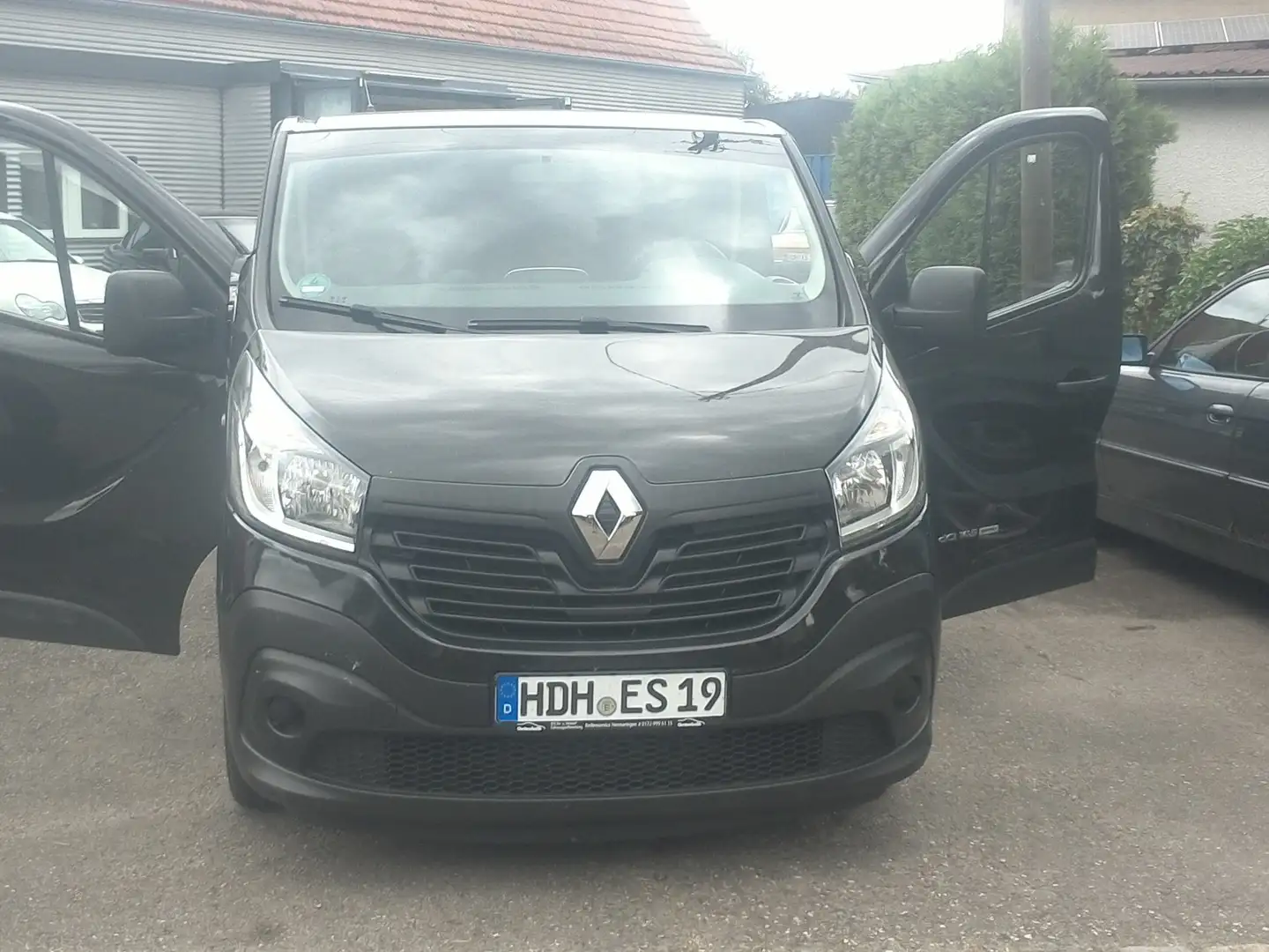 Renault Trafic ENERGY dCi 145 Grand Combi Expression Noir - 1