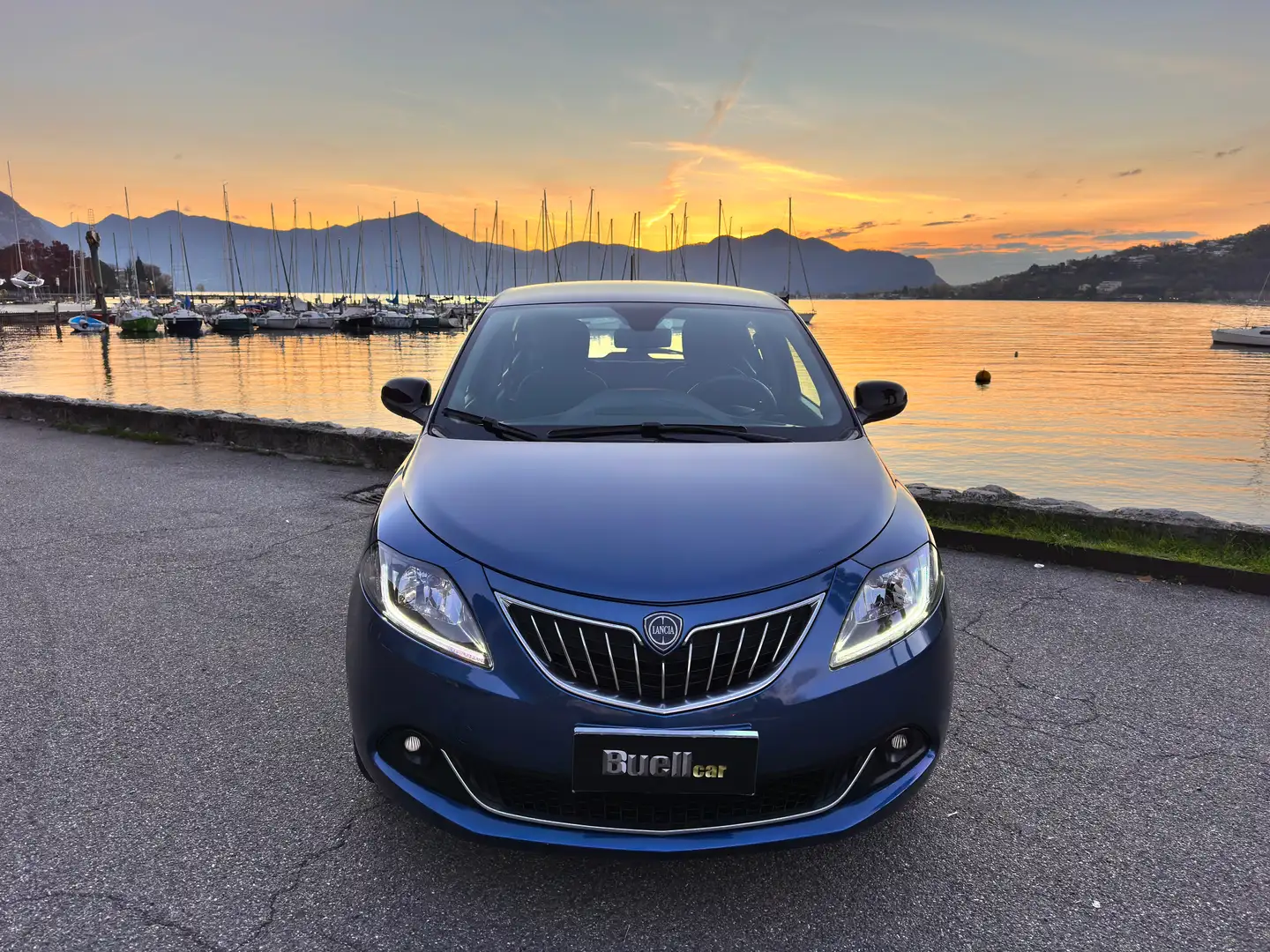 Lancia Ypsilon Ypsilon III 2021 1.0 firefly hybrid Gold s Blau - 1